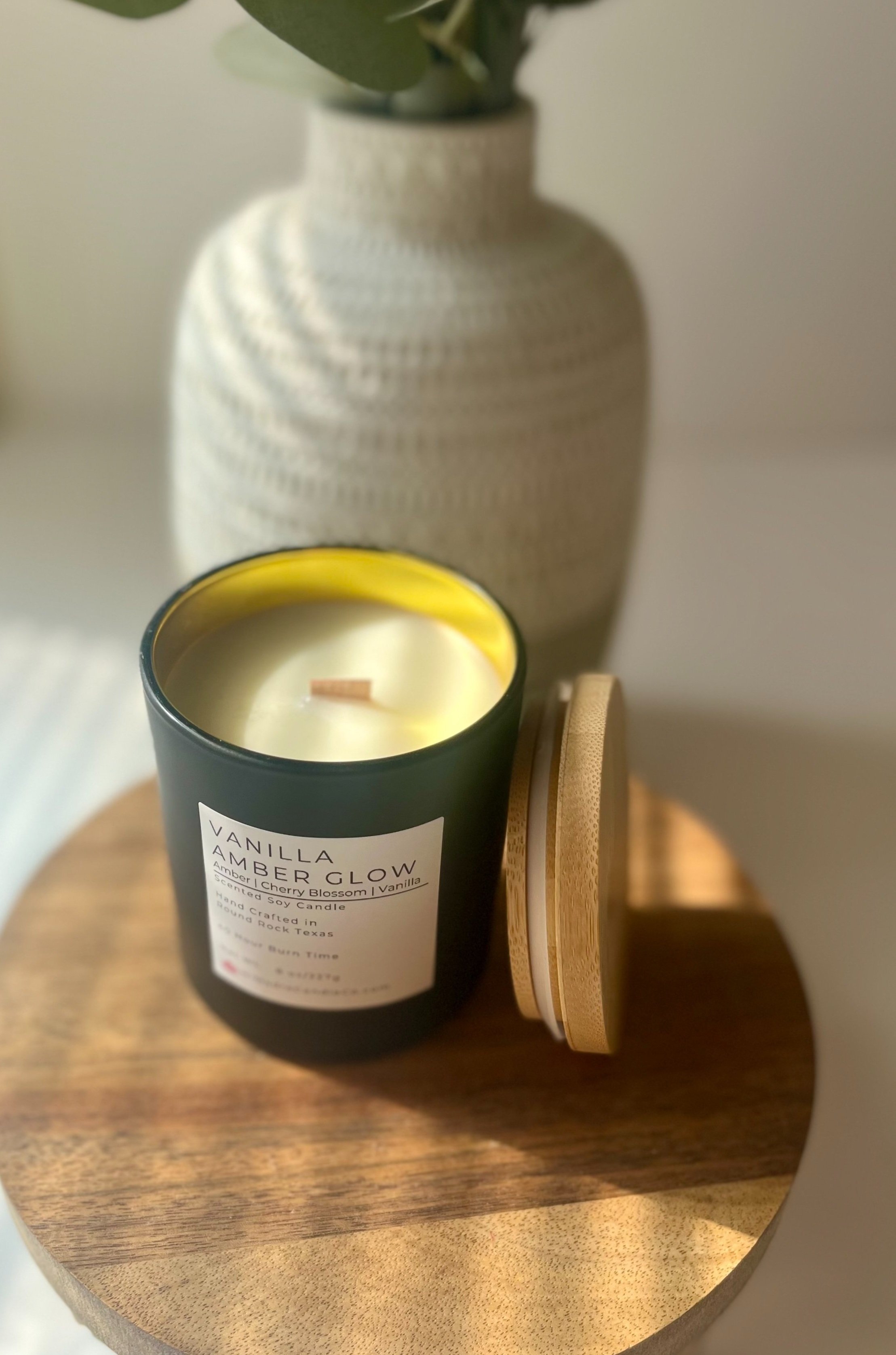 Mi Madre Candle Co. Vanilla Amber Glow candle with a warm, cozy blend of vanilla and golden amber
