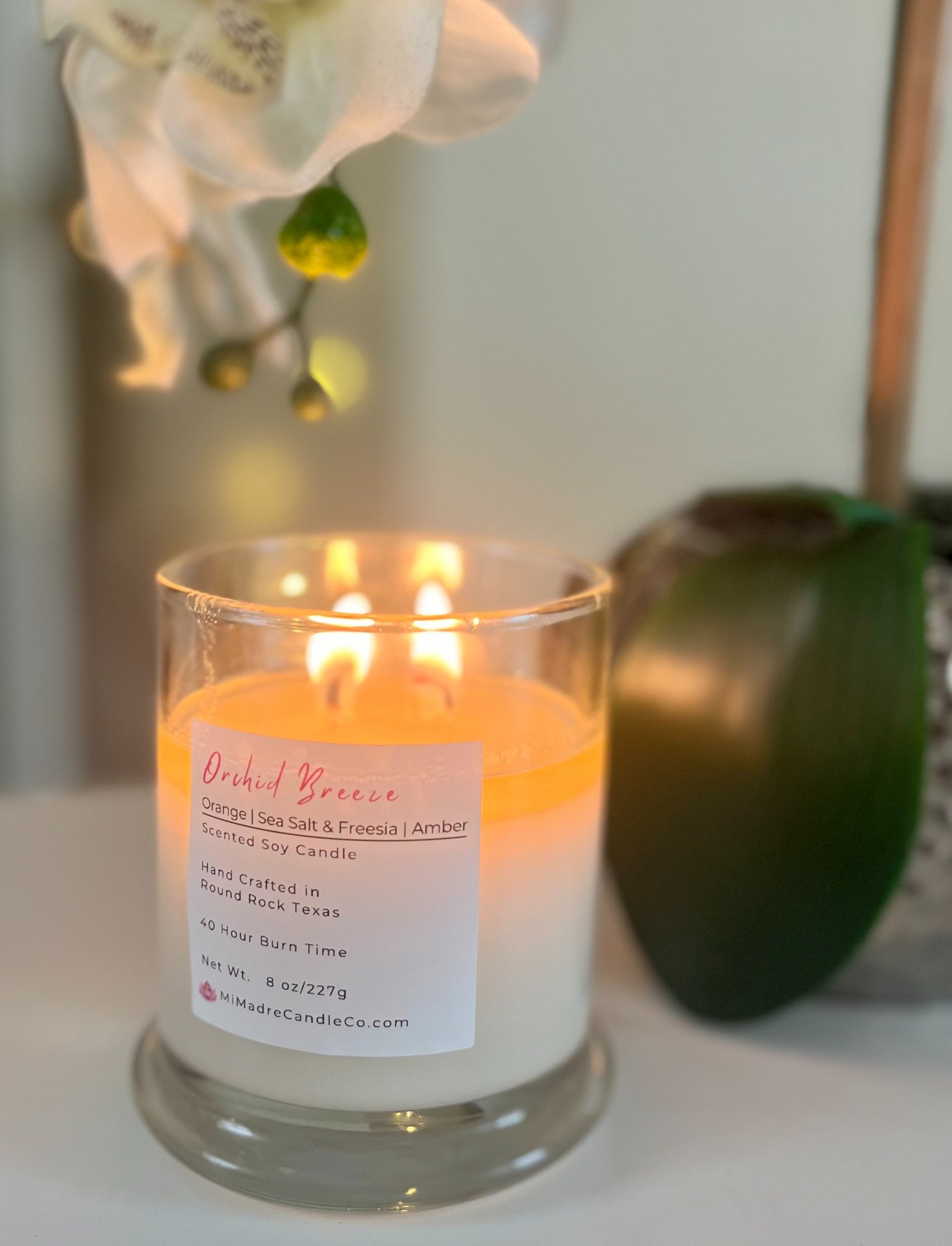Orchid Breeze is a hand-poured soy wax candle with a delicate floral aroma, inspired by fresh orchids in the breeze. Its clean burn and elegant scent candle perfect for relaxation or gifting.