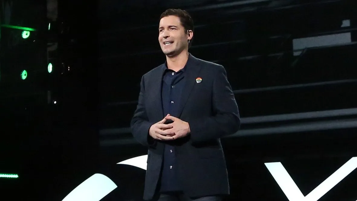Former Xbox Executive Warns $1,200 Project Helix Could Fail as Microsoft Targets 2028