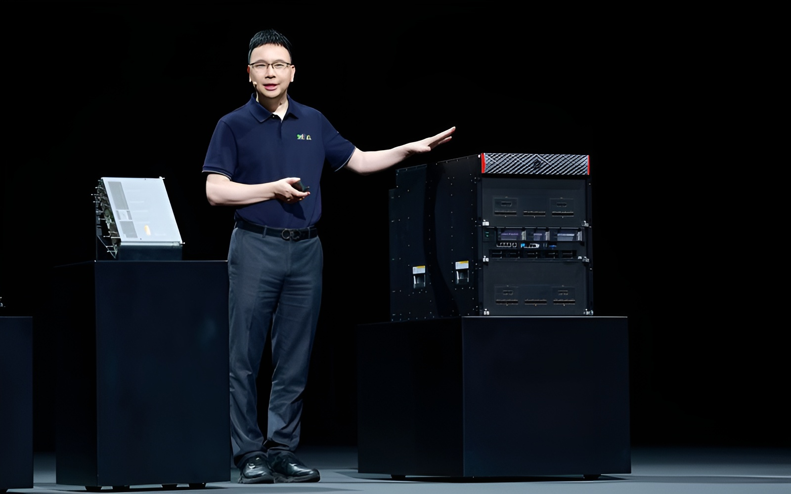 Huawei Says Atlas SuperPoD 950 Will Challenge NVIDIA Vera Rubin and It Is Set for Its First Public Debut at MWC