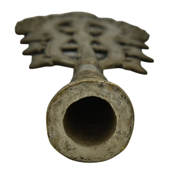 Ethiopian Coptic Cross view of bottom attachment hole.png