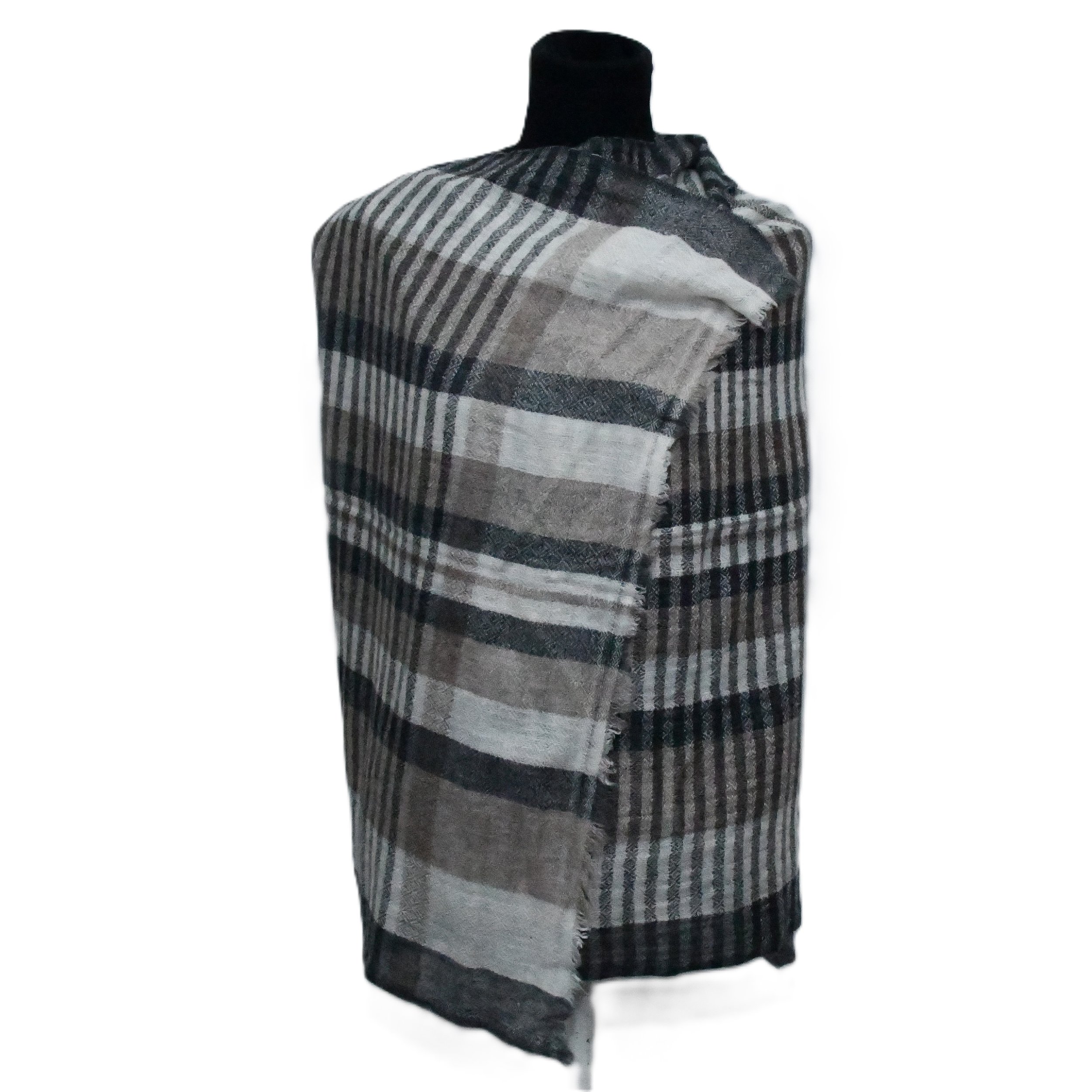 Authentic handwoven Nepalese cashmere pashmina shawls, showcasing the finest craftsmanship from the Himalayas.