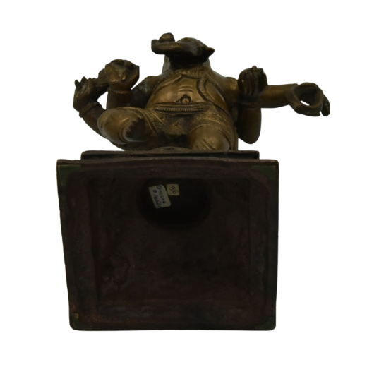 Antique bronze Ganesh statue dancing view base.png