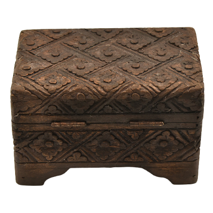 Wooden box hand crafted in India with diamond flower