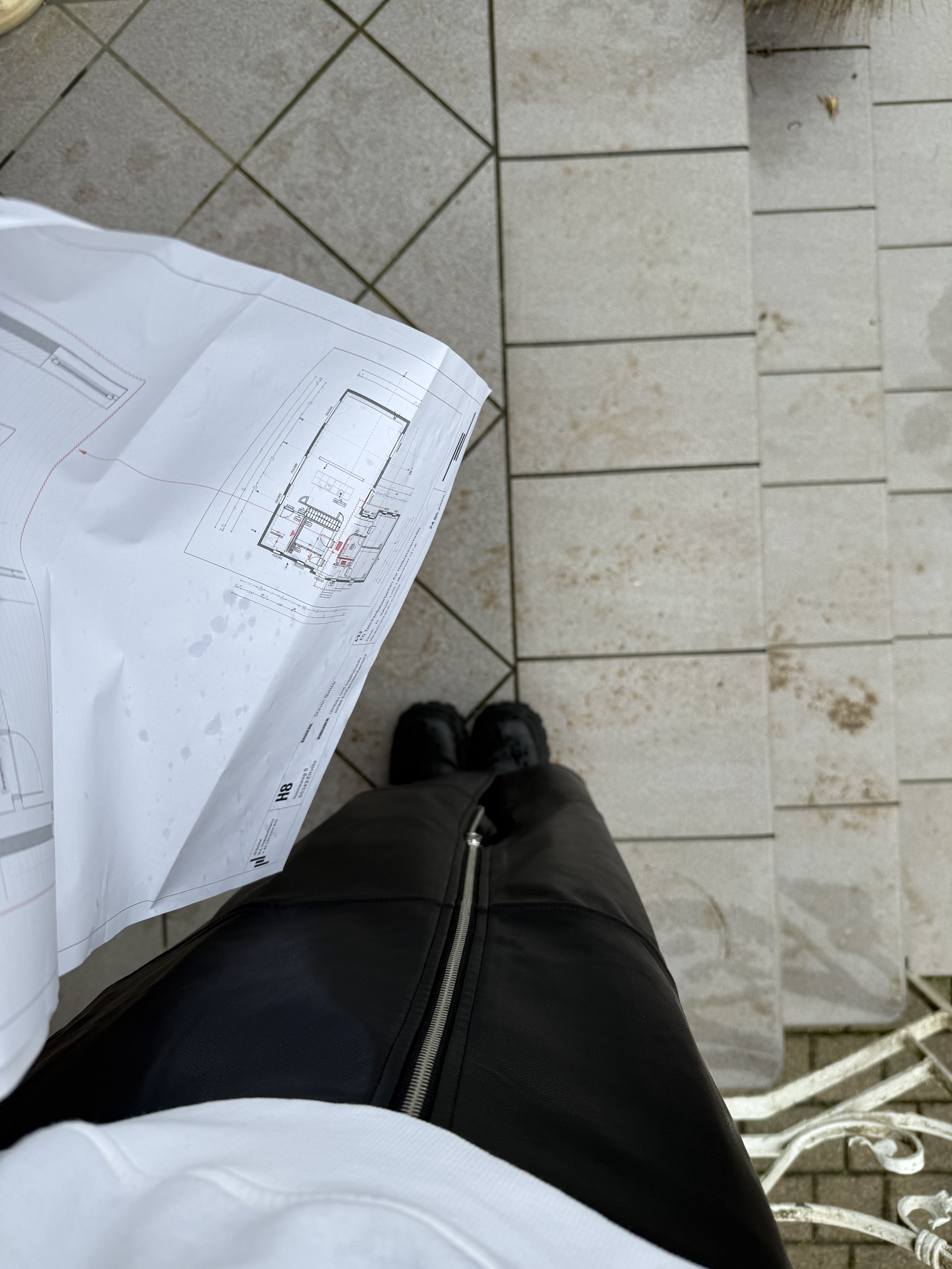 Planunterlagen für neue Grundrissplanung eines Einfamilienhauses