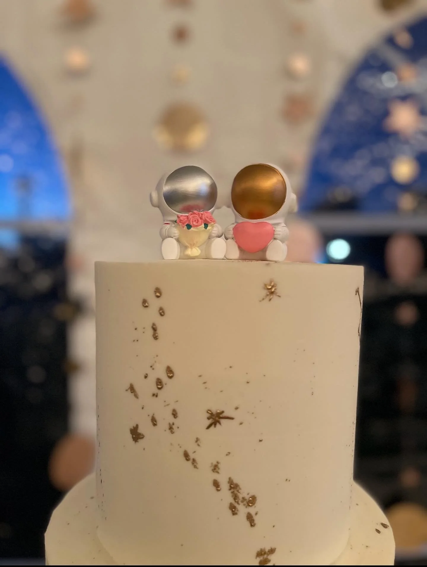 The current chokehold the Artemis mission has on me has me reminiscing about one of the most fun weddings I&rsquo;ve ever been part of 🚀

Throwing it back to 2021 when an incredible couple fully embraced their love of space in the most unforgettable