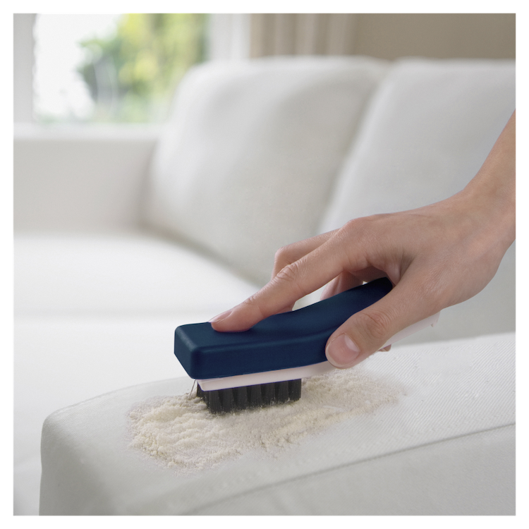 0478AM DUO-P Clean Box - Brush Powder into Couch--.png