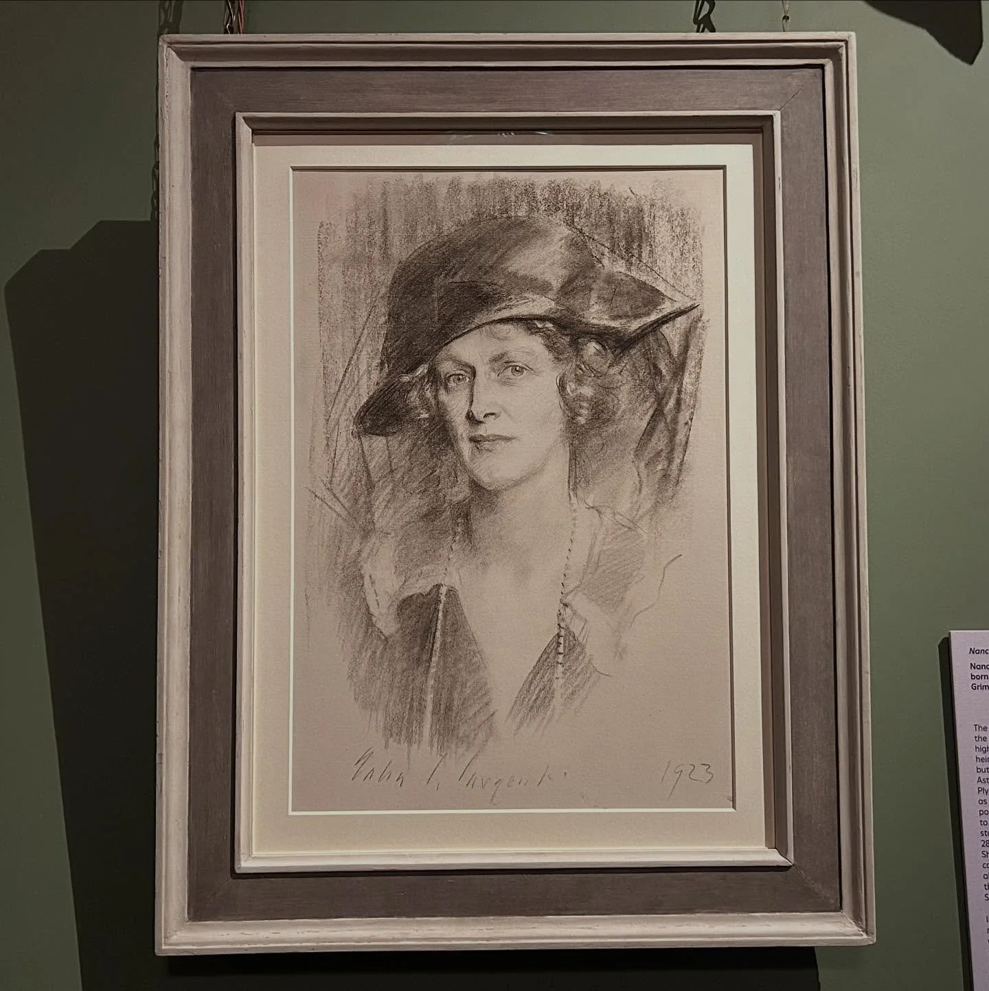 Some highlights from Heiress: Sargent&rsquo;s American Portraits at Kenwood @englishheritage 

The exhibition uncovers the real stories behind the fascinating American women who married British aristocrats in an exchange of money for titles from 1870