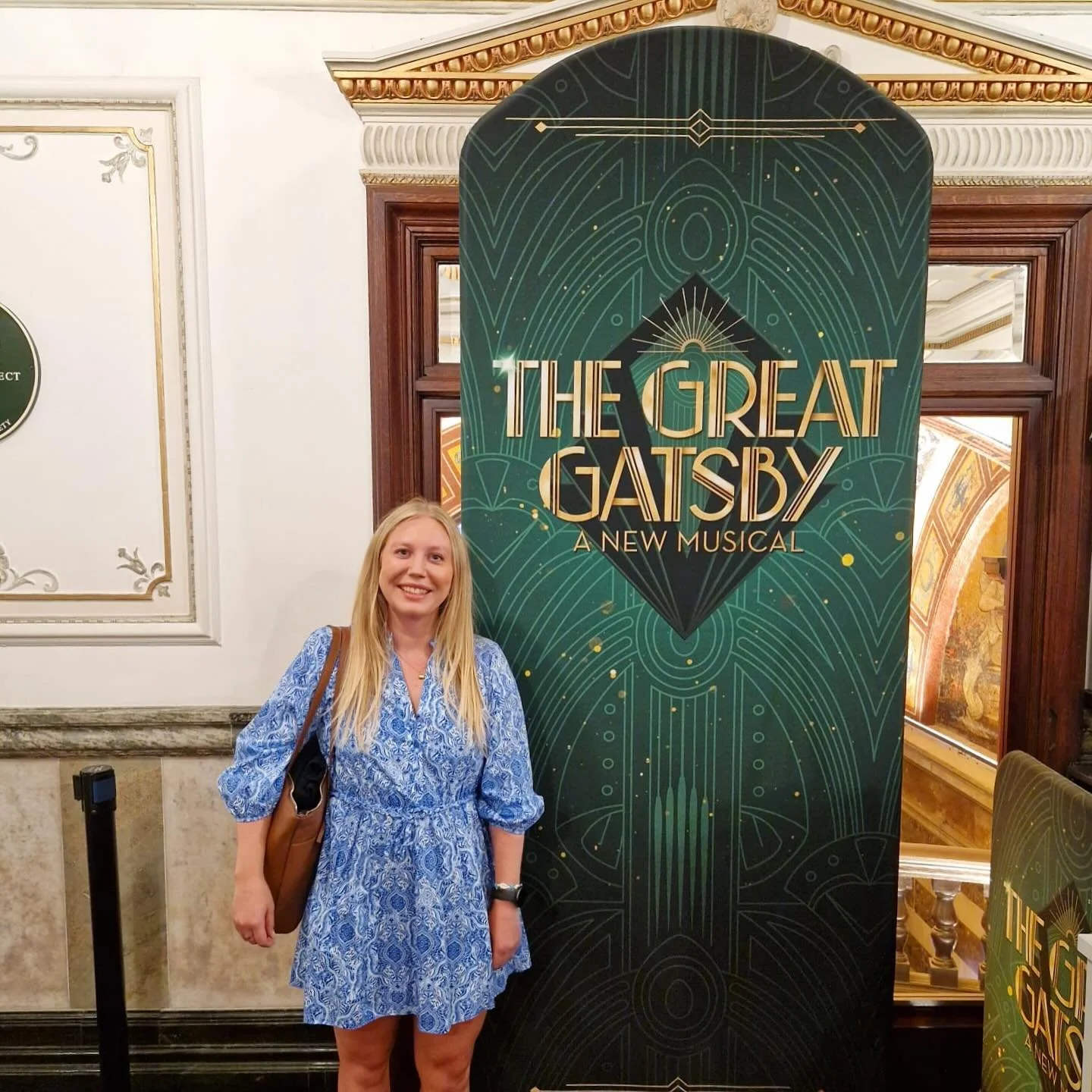 Stepped straight into 1920s New York with The Great Gatsby musical 💫 

As someone who loves musical theatre and the interwar period, this was the perfect way to spend an evening! The cast, music, and set were incredible! @ldngatsby 🎷🎭🎵

#greatgat