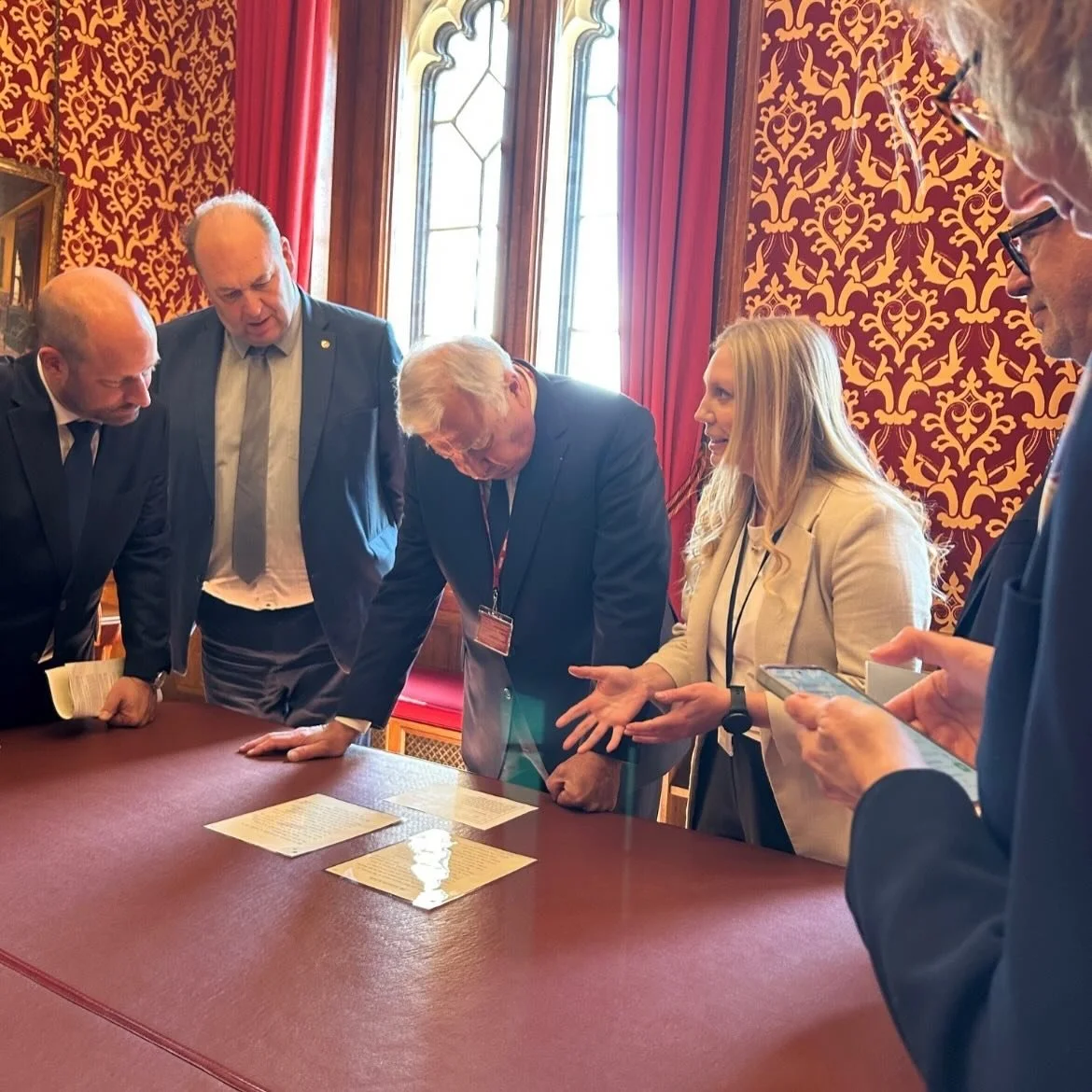 It was amazing to be in Westminster on Wednesday for the State Opening of Parliament 👑 

A privilege to show the President of the French Senate, G&eacute;rard Larcher (who attended the State Opening), the Declaration of Union from June 1940. This wa