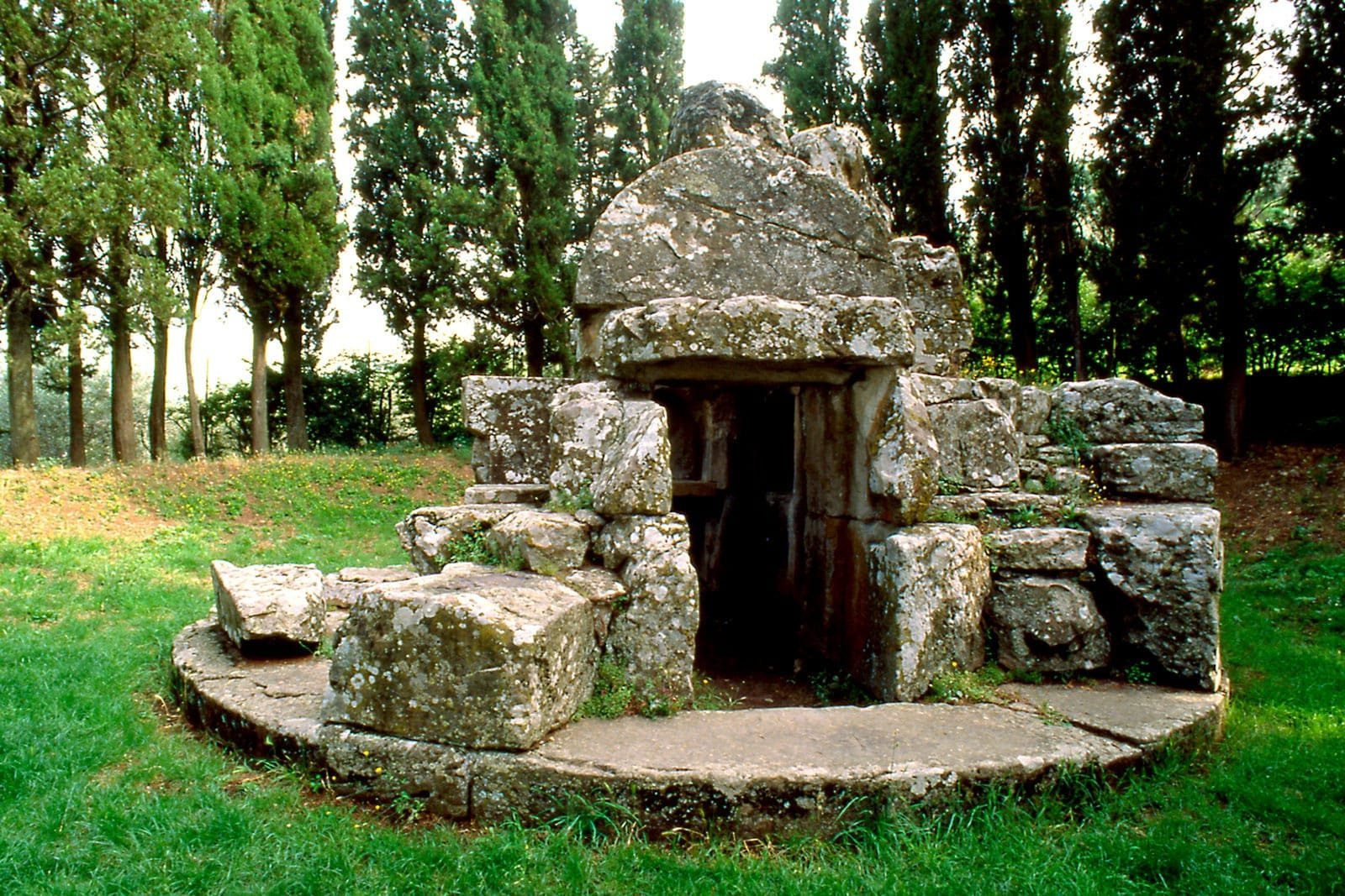 Tomb of Pythagoras.jpg