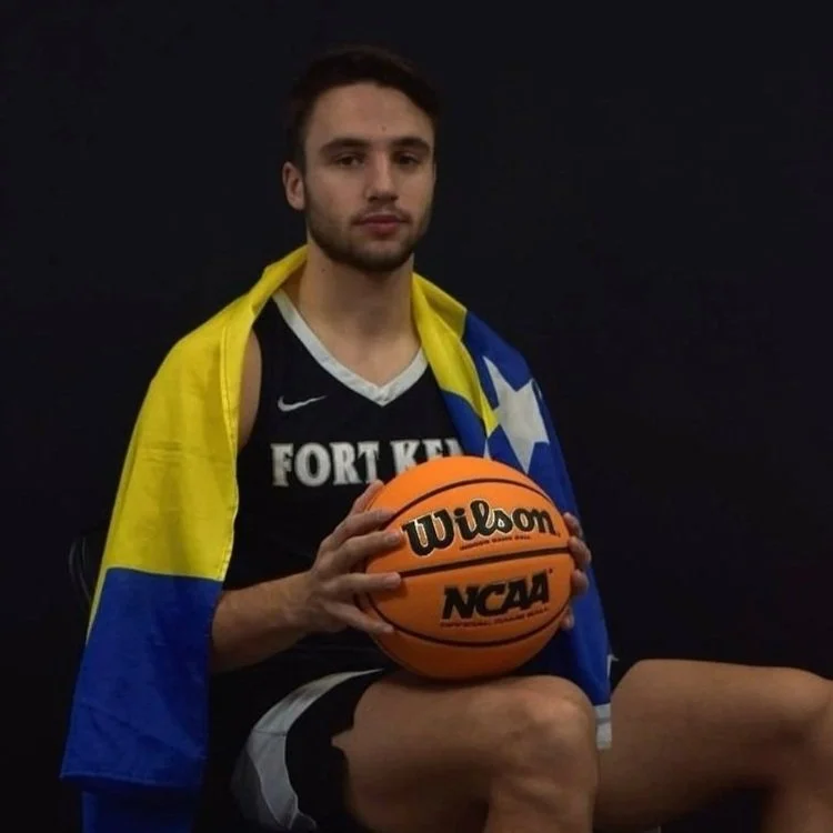 WhatsApp Image 2025-02-26 at 19.06.55 (1).jpg