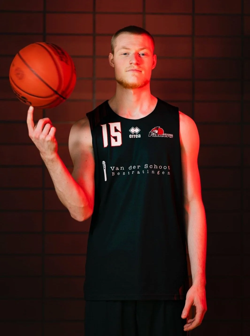 WhatsApp Image 2025-02-10 at 20.11.18.jpg