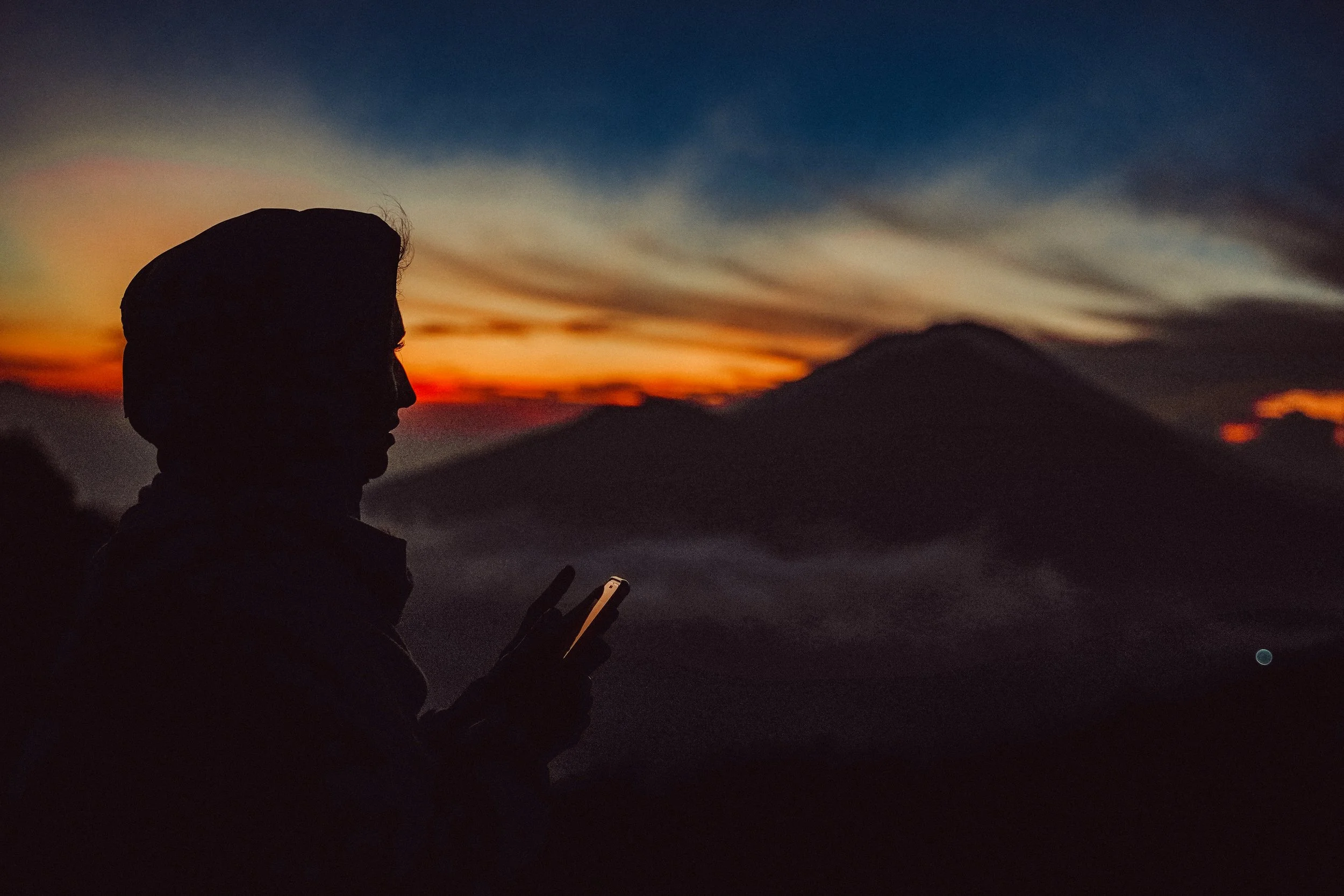 IHMINEN, TUNNE ITSESI!