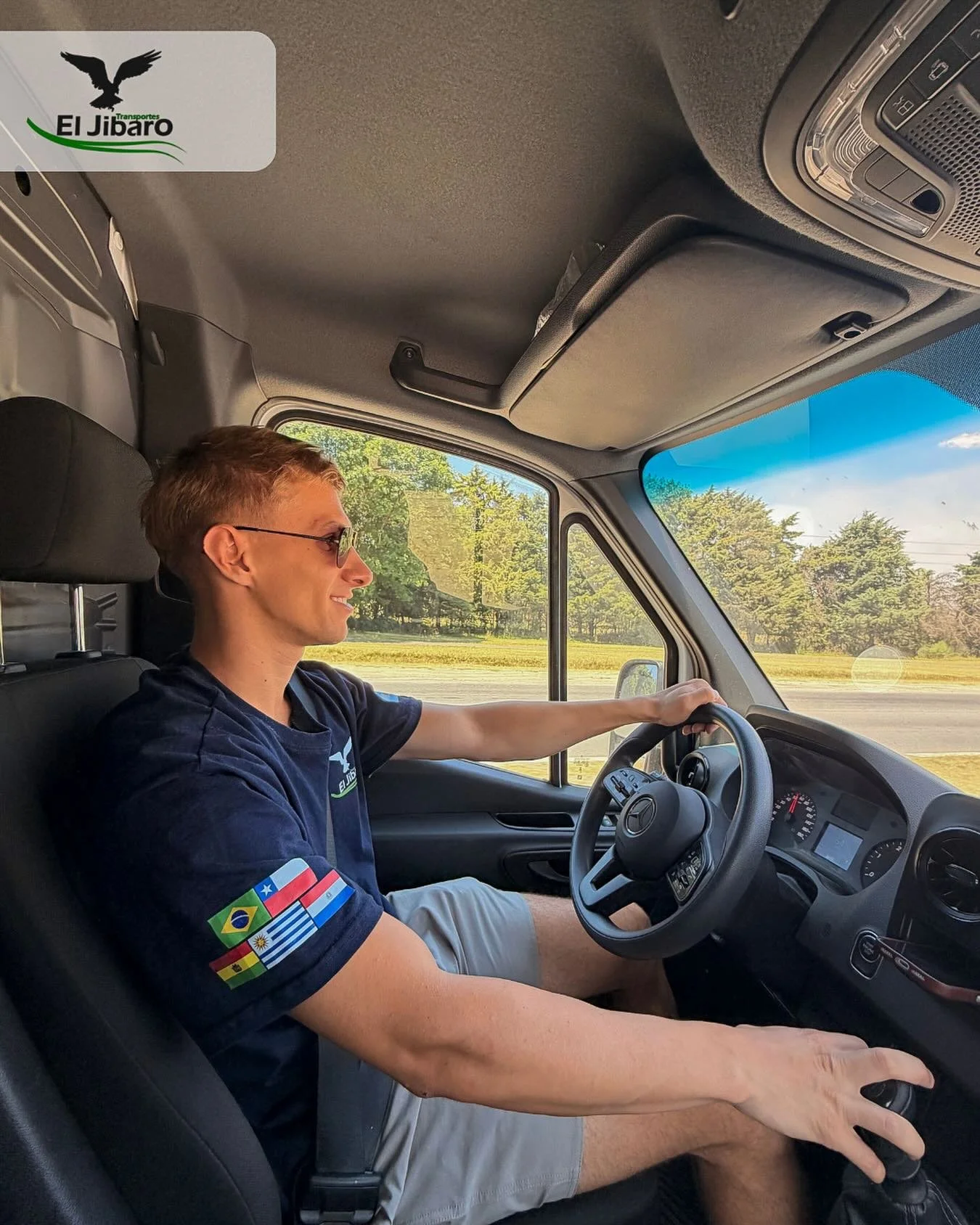 Tu carga en buenas manos. Transporte eficiente dentro del Mercosur, adaptado a cada cliente. 

#ElJibaroTransport #Mercosur #TransporteDeCarga 
#Log&iacute;stica #FletesArgentina