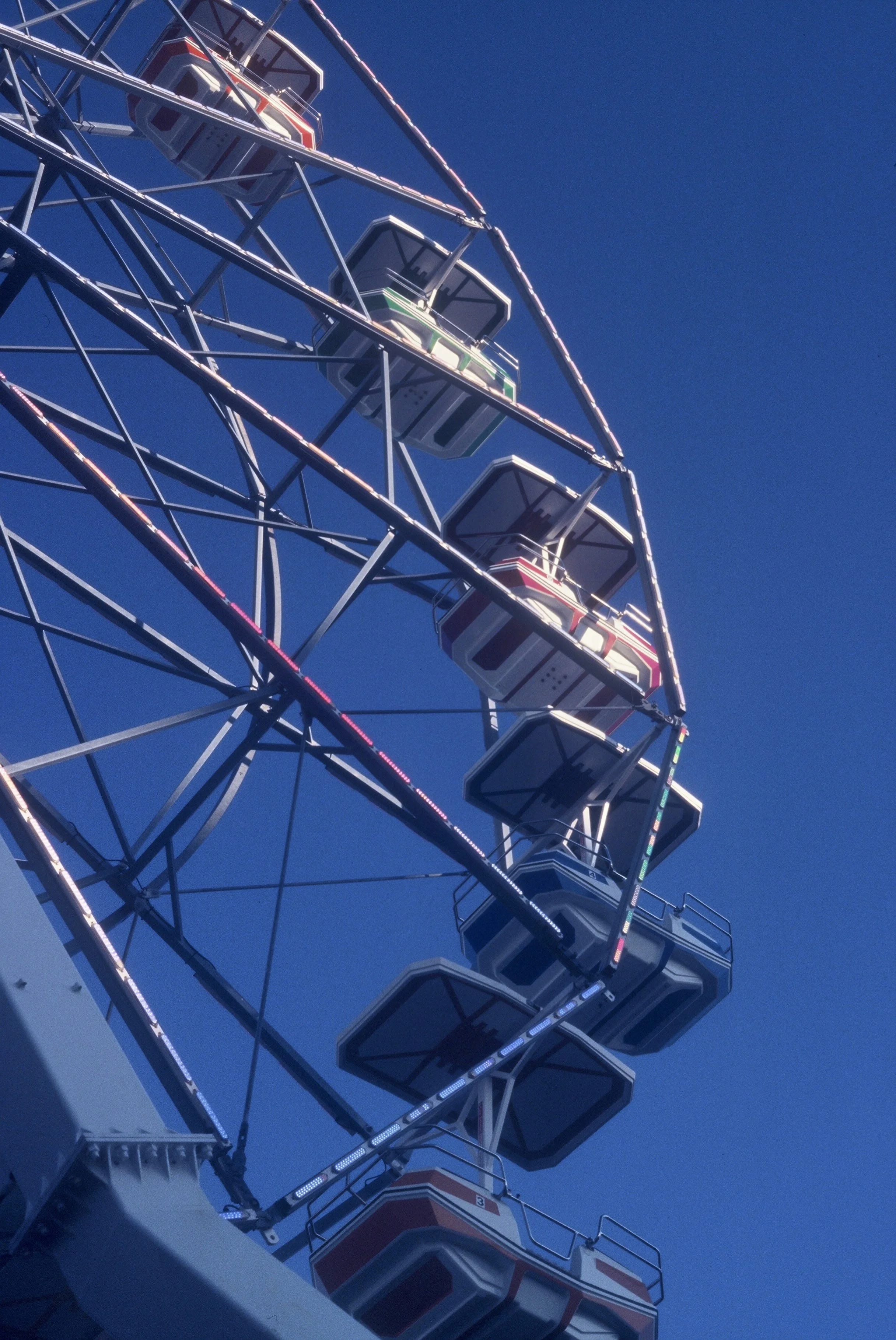 Ocean City, NJ. Kodak Ektachrome 100G (exp. 2001)