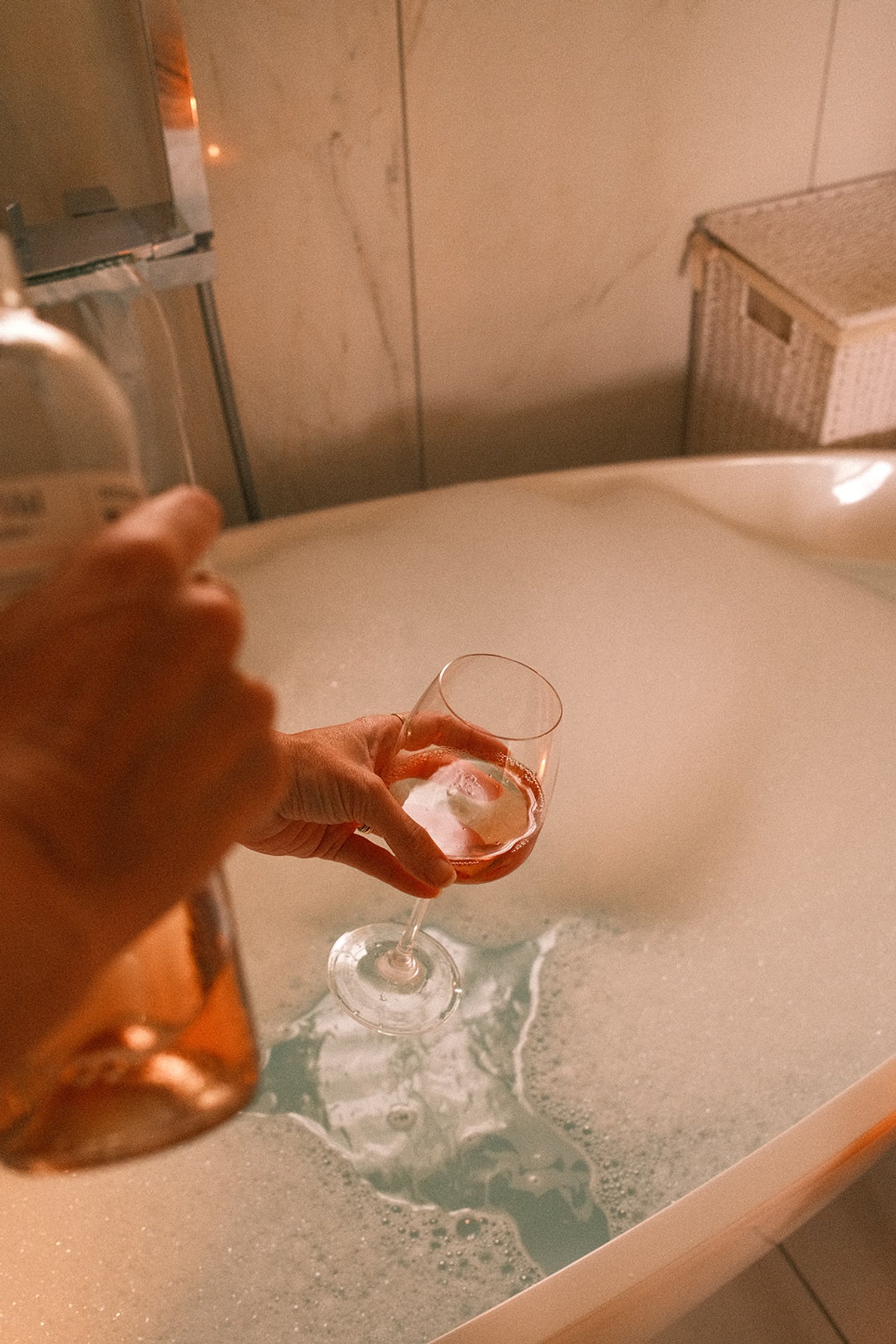 Bathtub with the words "Stronger Brand Presence"