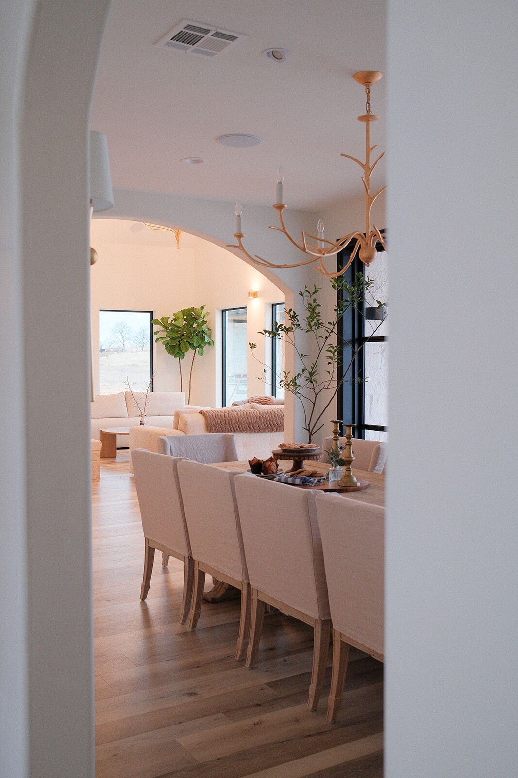 Element-Ranch-Airbnb-with-Keywords-aa513338413dbc3416c6c60a7f8828da.jpg