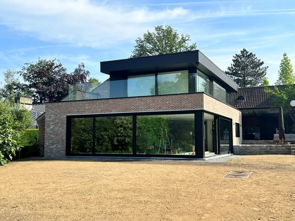 Extension d'une piscine intérieure RSG