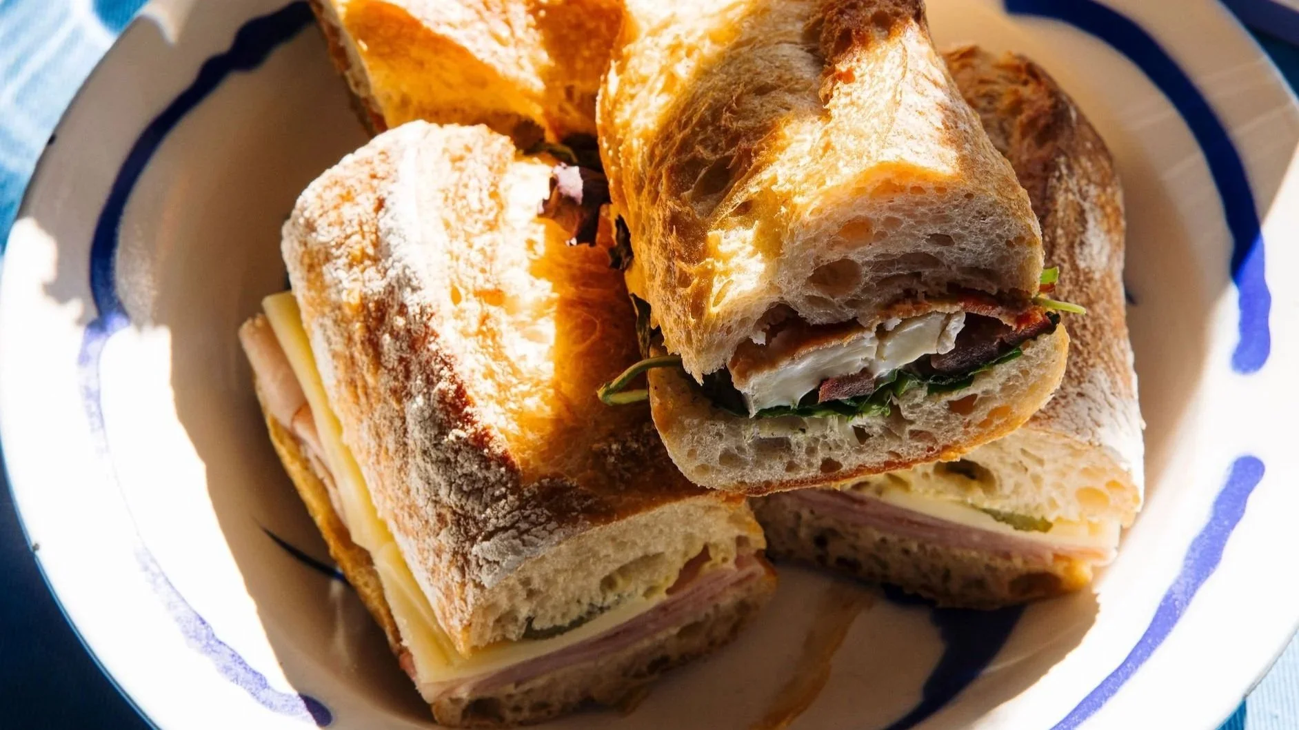 sandwiches with bacon and bre