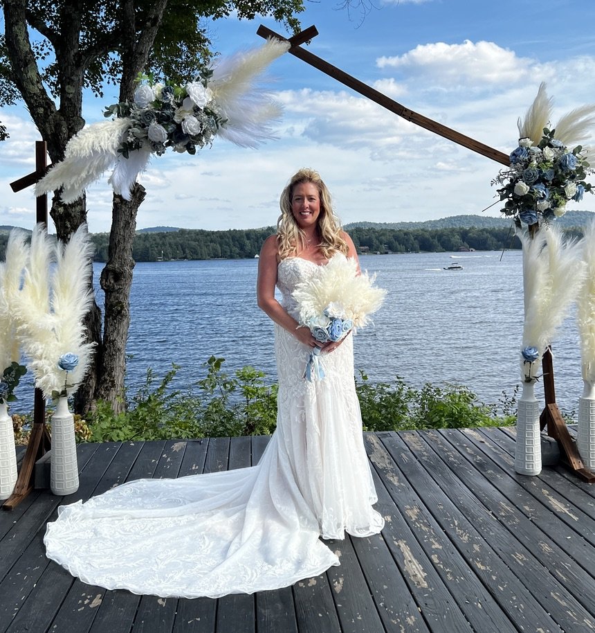 This entire look for rental with arch included is $750.00