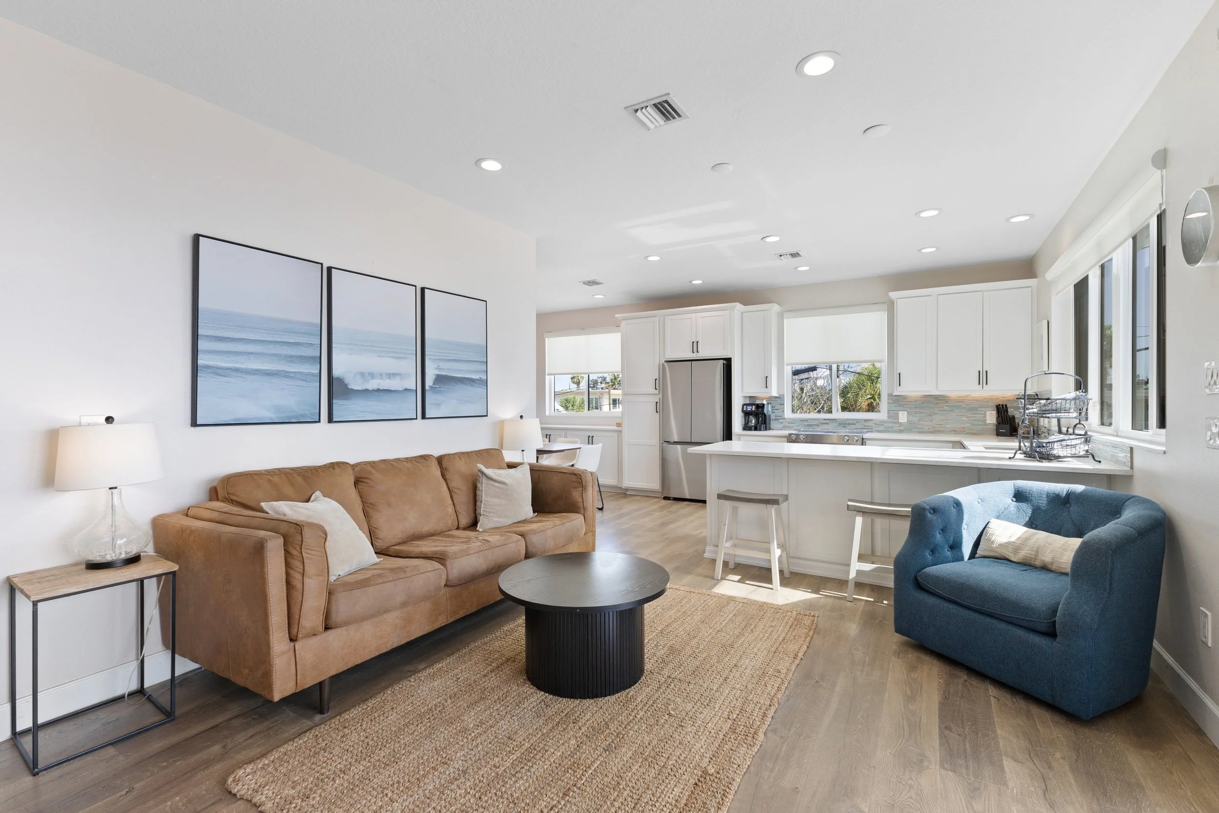 01-Living Room 1.jpg
