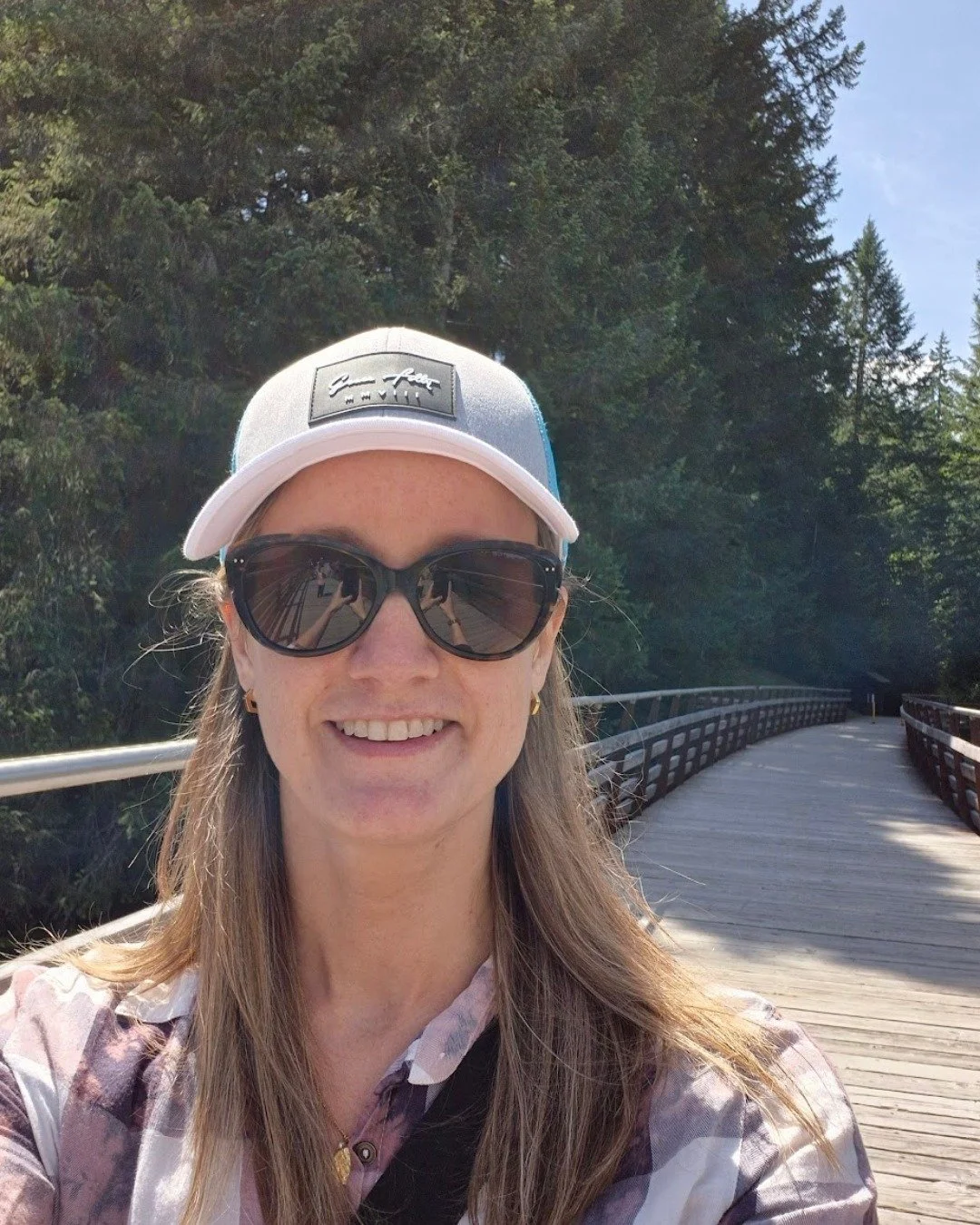🌿☕ Why Stepping Away is Good for Your Business

As business owners, it&rsquo;s easy to fall into the trap of thinking we need to be &ldquo;on&rdquo; all the time. Answering emails at midnight. Skipping lunch to squeeze in just one more task. Feeling