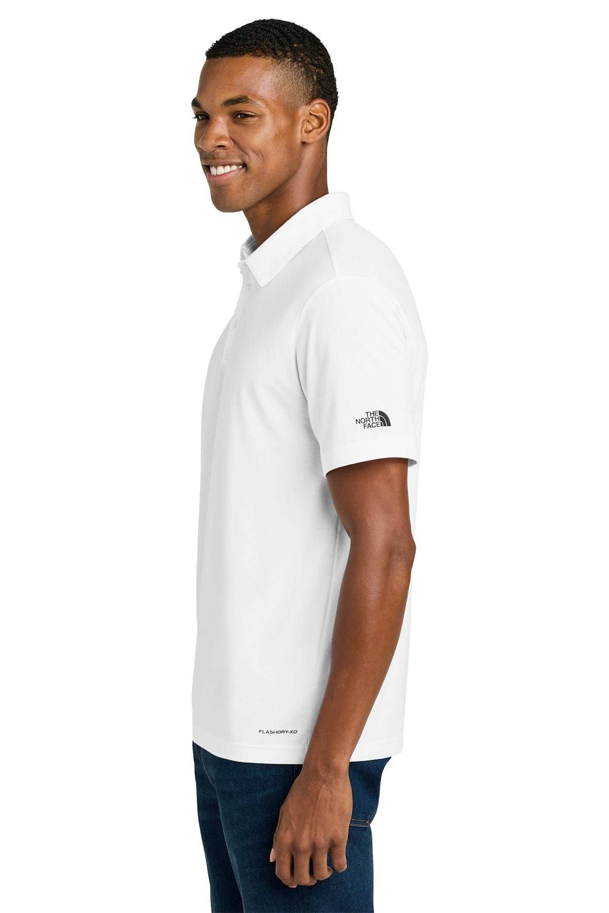 1200W-66673-TNFWhite-4-NF0A8GE0TNFWhiteModelSide.jpg