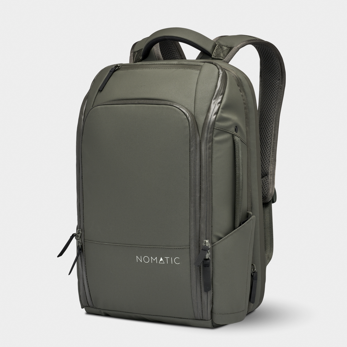 TRPK30-OLV-02_TravelPack20L_NOMATIC_ECOMM_03.png