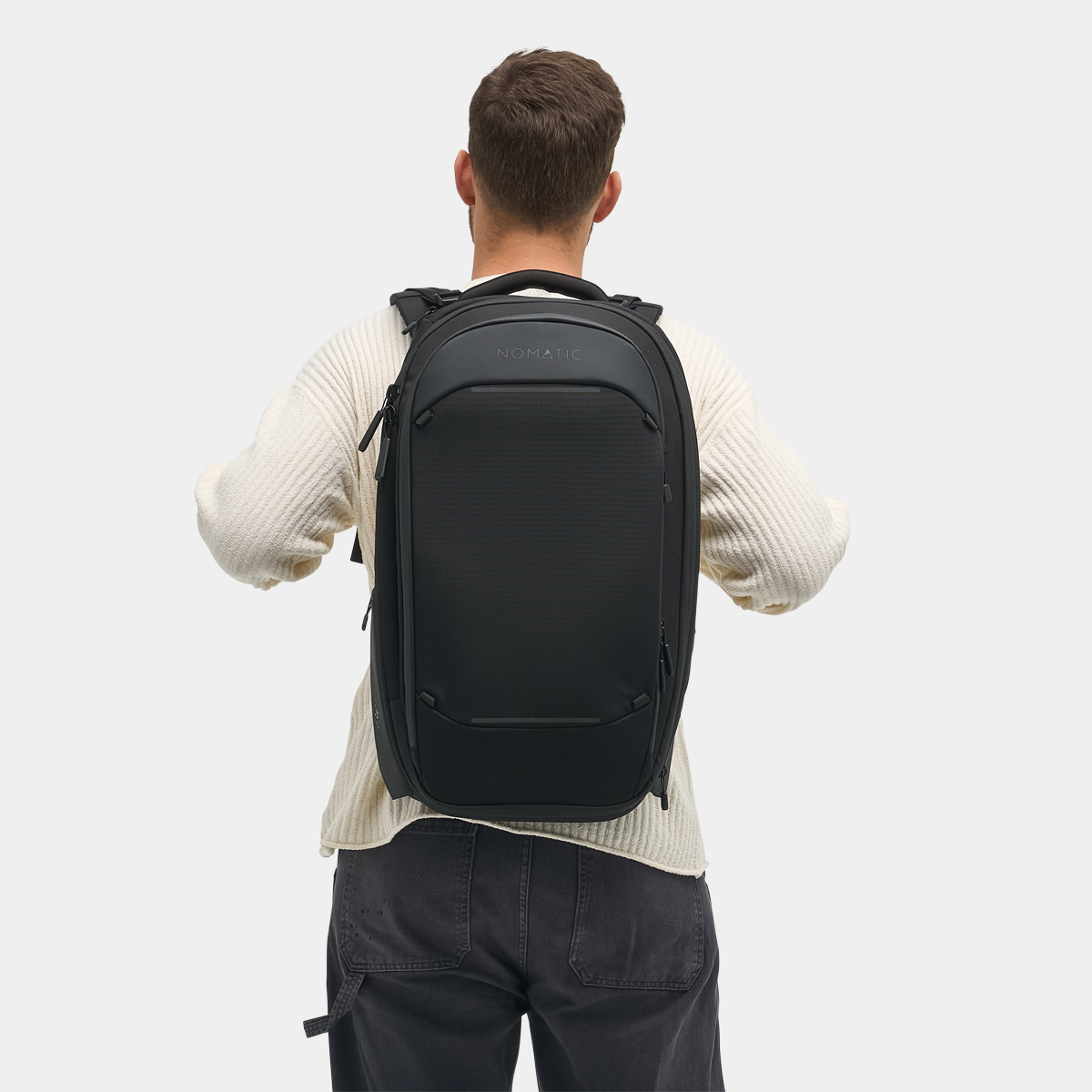 NVTP32-BLK-01_NavigatorTravelBackpack32L_BLACK_NOMATIC_OM_01_e1d6269d-b21d-43a6-a590-1c233661d9d7.png
