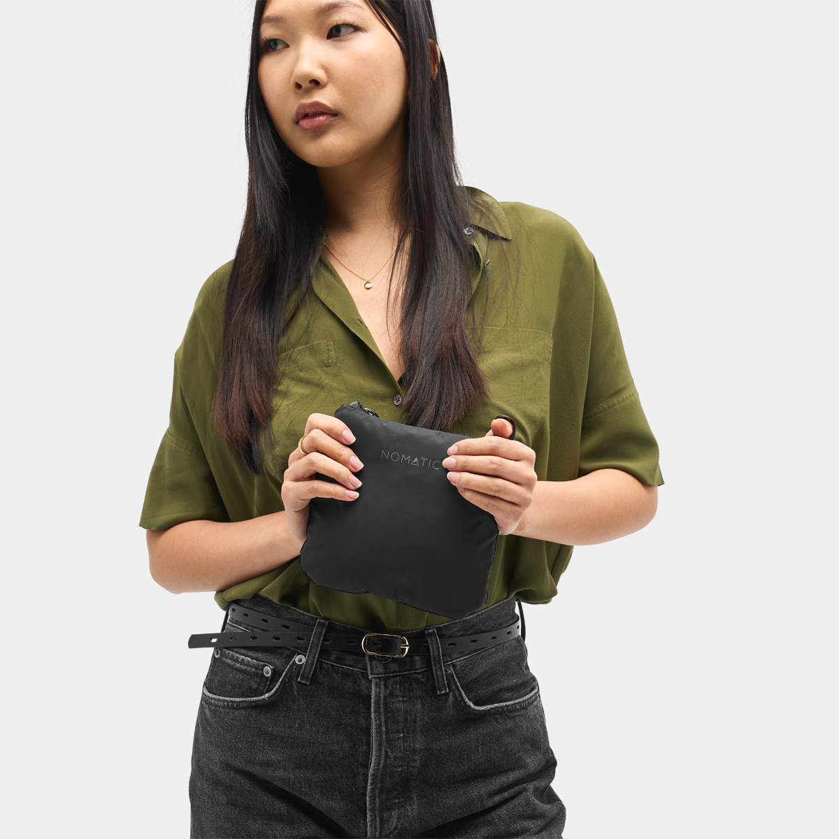 CTOT28-BLK-01_NavigatorCollapsibleTote28L_BLACK_NOMATIC_OM_06.png