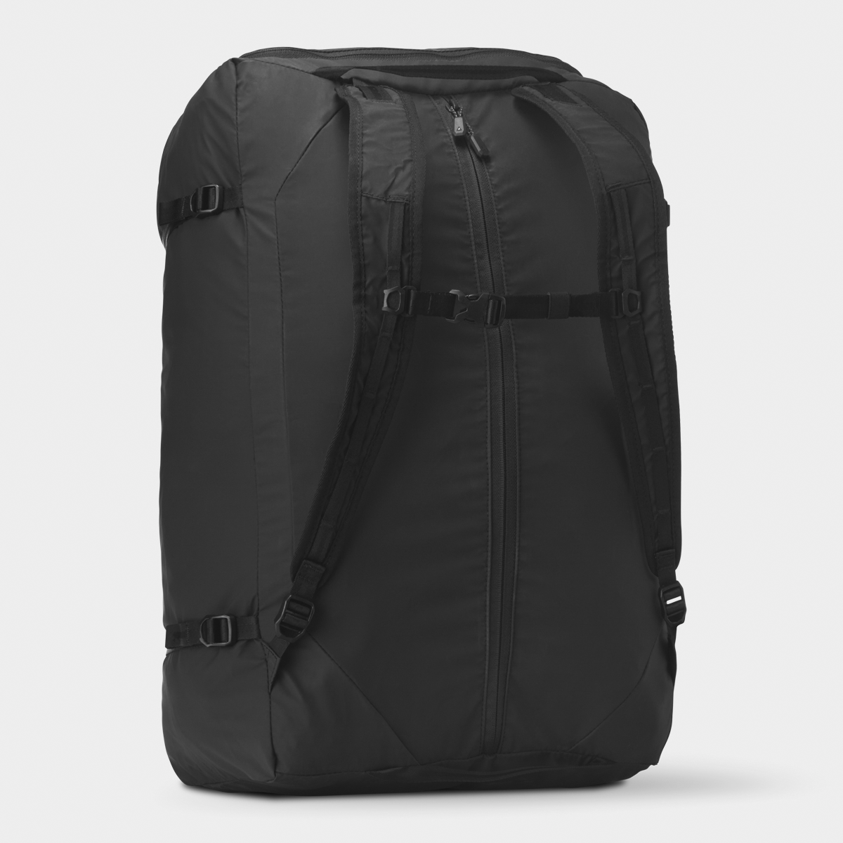 CDUF42-BLK-01_NavigatorCollapsibleDuffle42L_NOMATIC_ECOMM_012.png