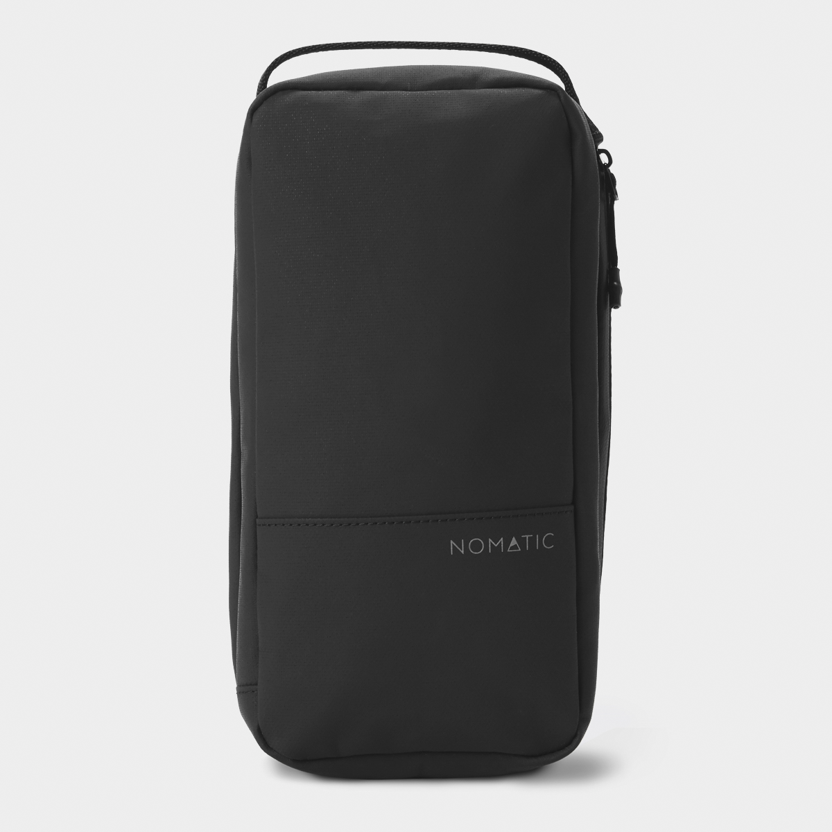 ACTBLG-BLK-02_Toiletry_Nomatic_Front_20190702.png