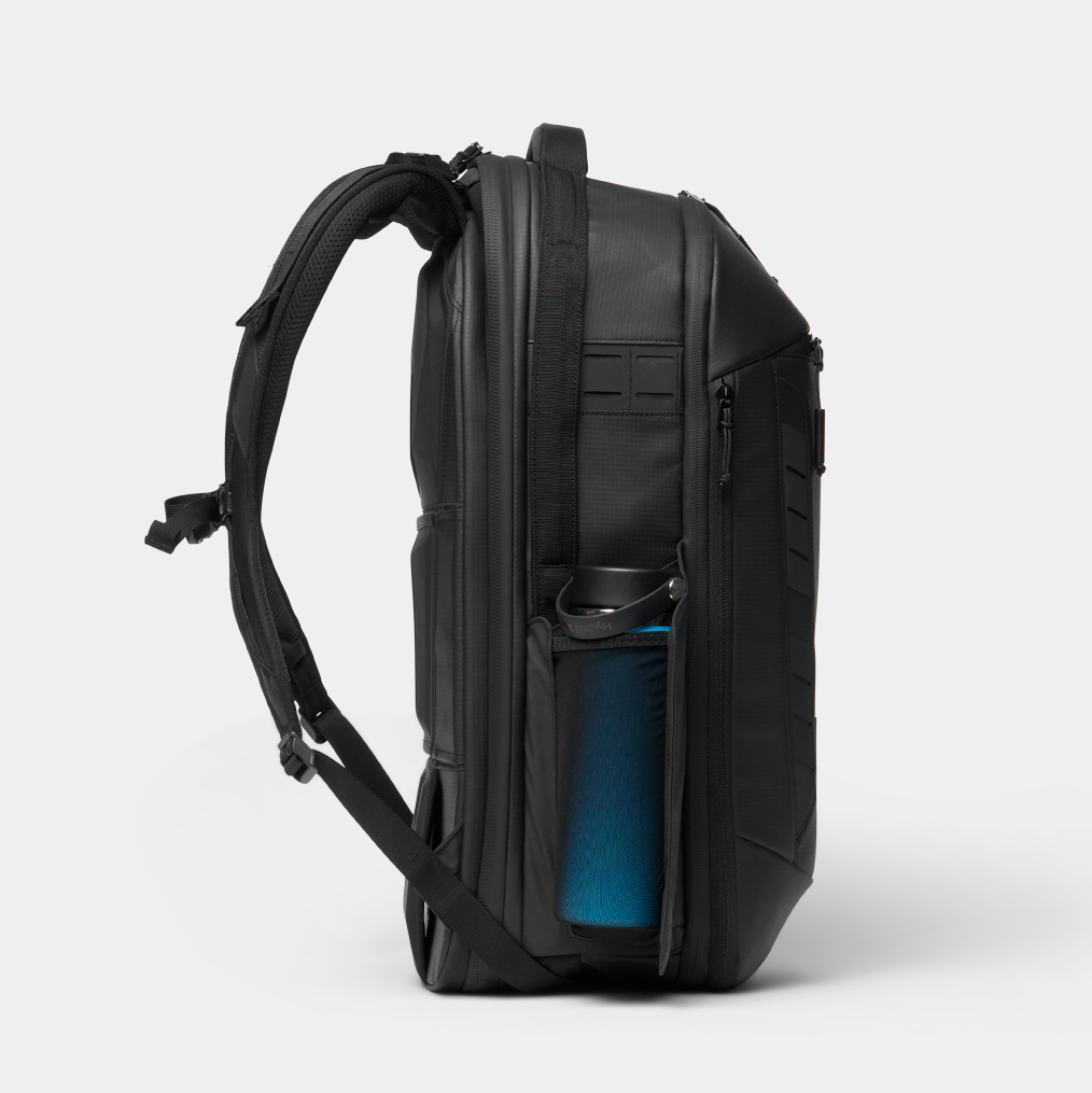 PMTP-00-BLK-02_McKinnonCameraPack35L_V2_Black_NOMATIC_000010_1.png