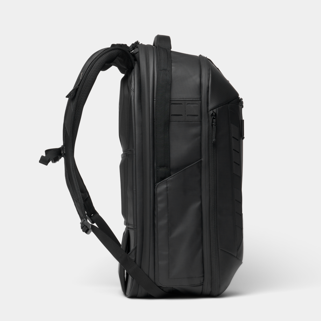 PMTP-00-BLK-02_McKinnonCameraPack35L_V2_Black_NOMATIC_000009_1.png