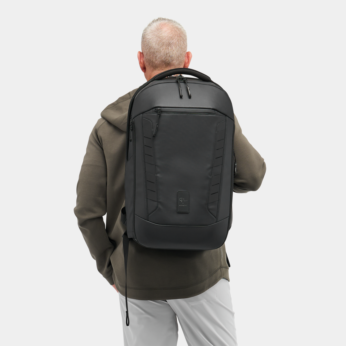 PMTP-00-BLK-02_McKinnonCameraPack35L_Black_NOMATIC_01_7356dd25-4ab1-4f43-9568-a400b3bd47d9.png
