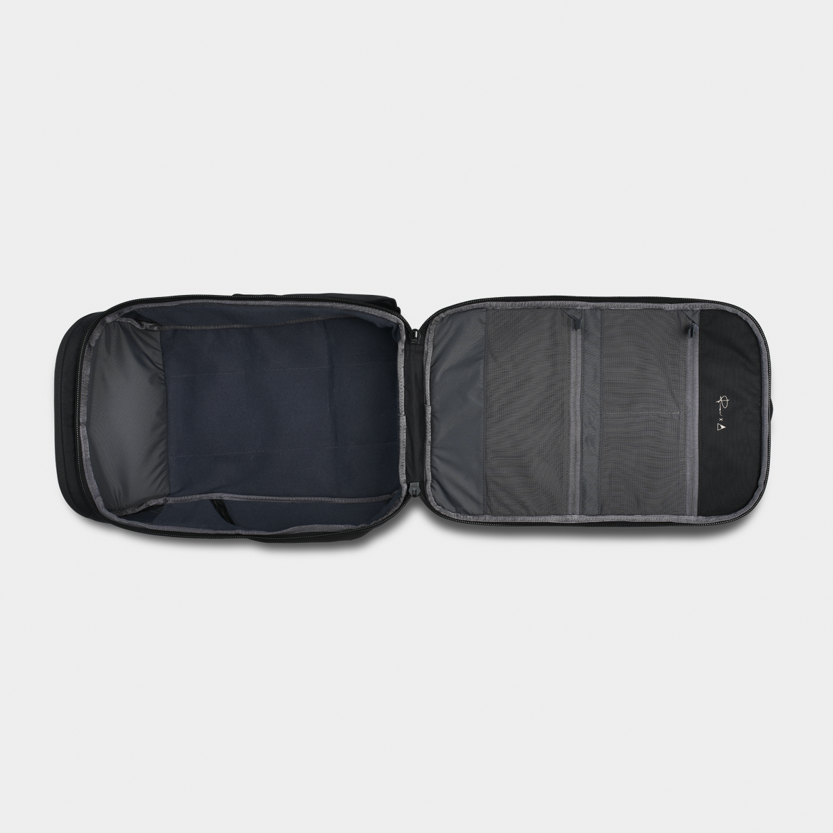PMLMCP-BLK-01_LumaCameraPack18L_BLACK_NOMATIC_07.png
