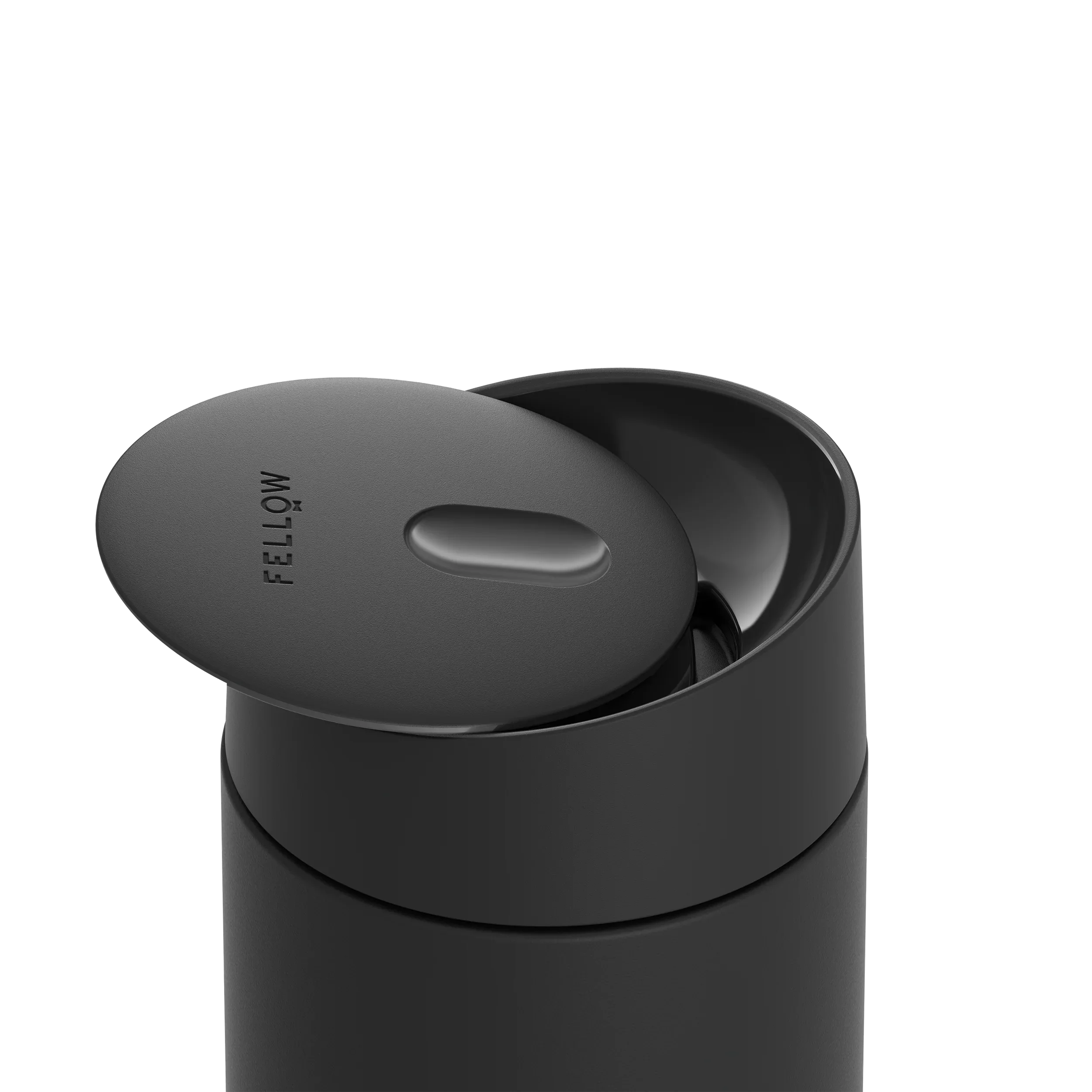 Carter_Slide_Matte_Black_Detail.webp