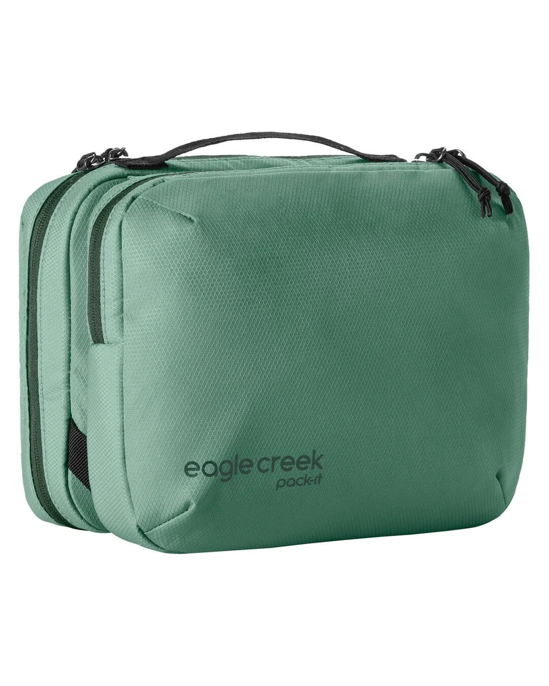 2026-05-01-eagle-creek-trifold-toiletry-willow-green-a.jpg
