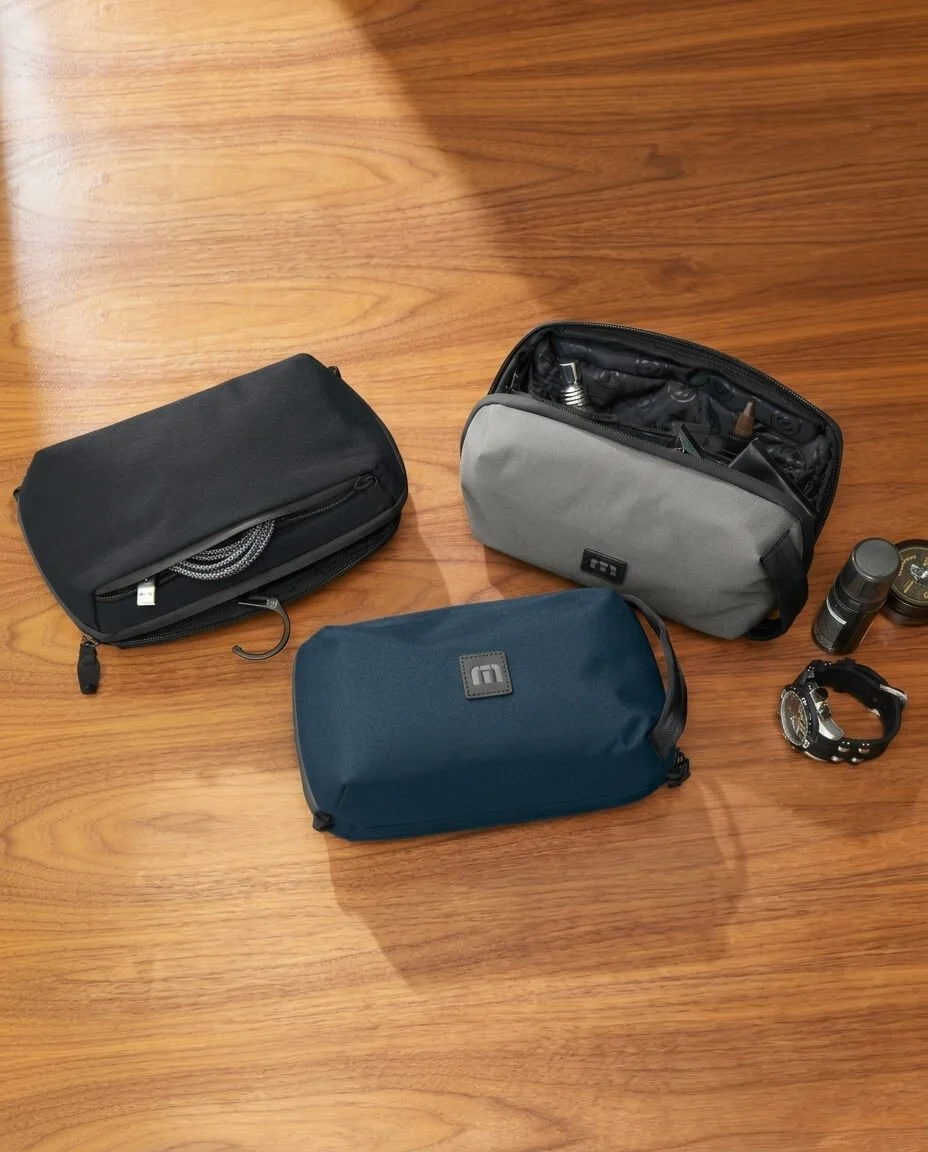 TravisMathew Approach Case