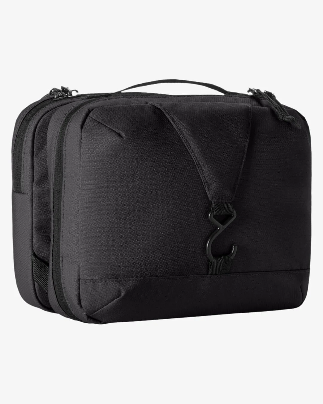 2026-05-01-eagle-creek-trifold-toiletry-black-c.jpg