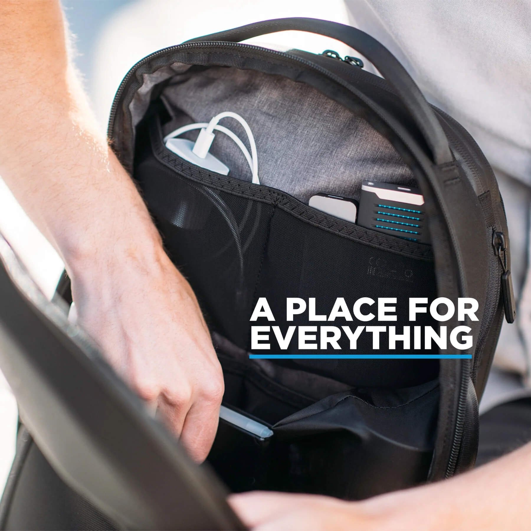 2021_07_Nomatic_Navigator_Backpack15L_Graphics_2.jpg.jpg
