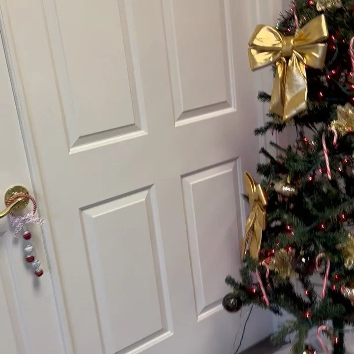 This is what community looks like 💜 Our 2nd Annual Toy Drive for survivors&rsquo; children was filled with joy, smiles, and unforgettable moments. 

Seeing the excitement on these children&rsquo;s faces filled our hearts and our love tank at VEST. 
