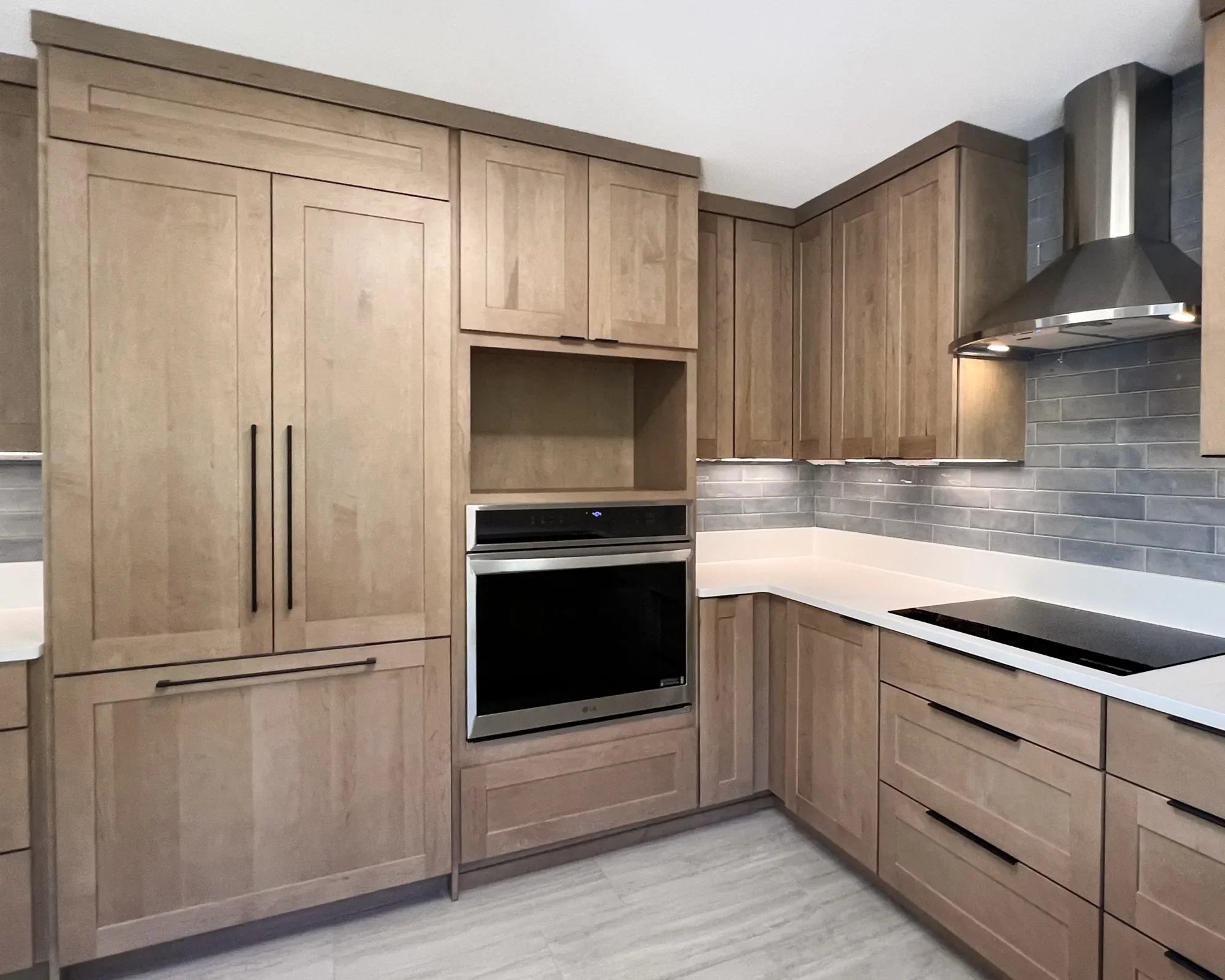 North Boulder, CO contemporary craftsman kitchen remodel custom oak cabinets and high end stainless steel appliances