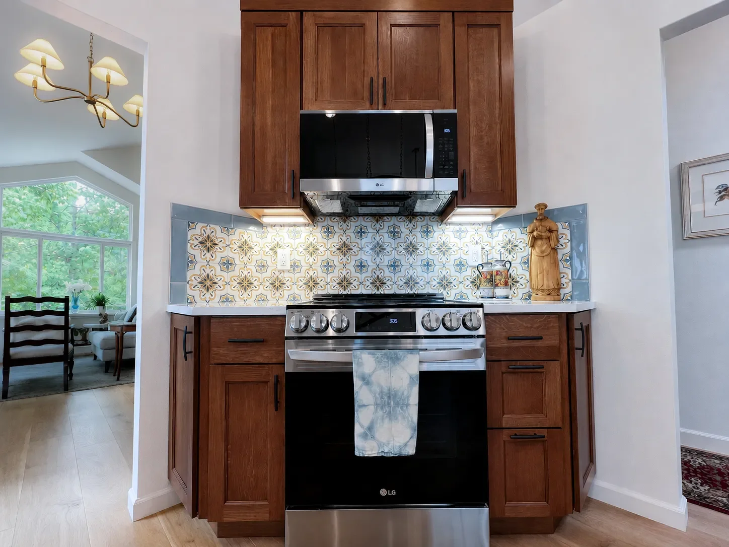 Contemporary Craftsman Kitchen Remodel in Gunbarrel, CO by Downy Home Remodeling project photo 5