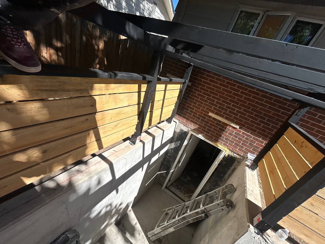 Basement  and fencing temporary .jpg