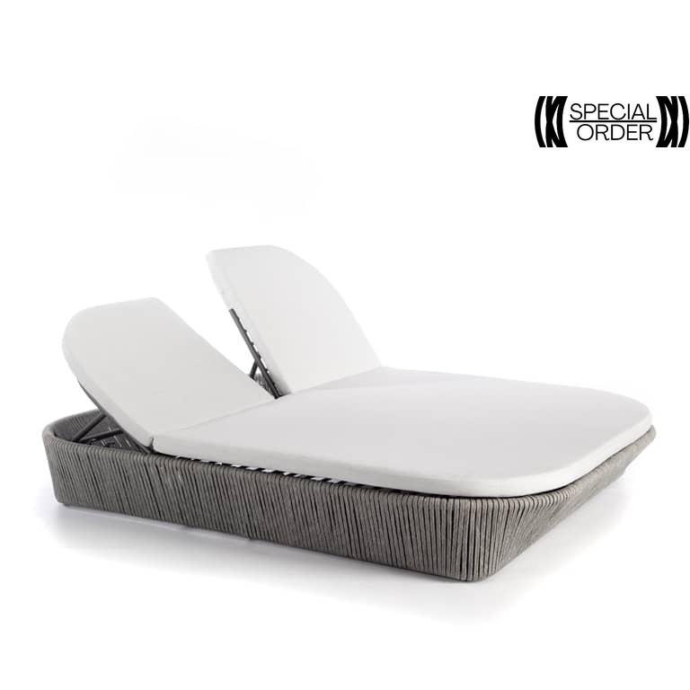 double lounger 1.jpg