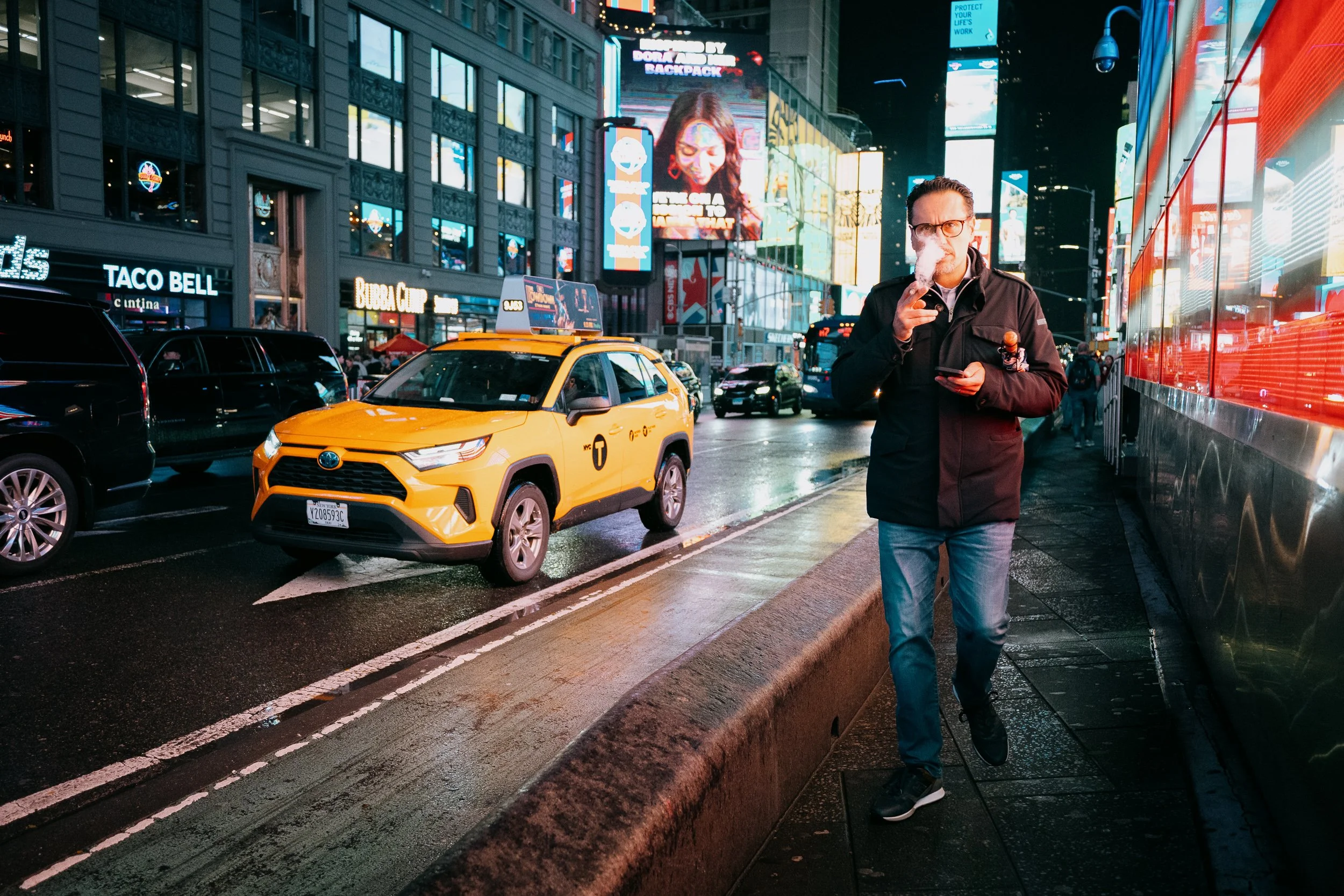 adriana-cox-street-photography-winter-in-nyc-4.jpg