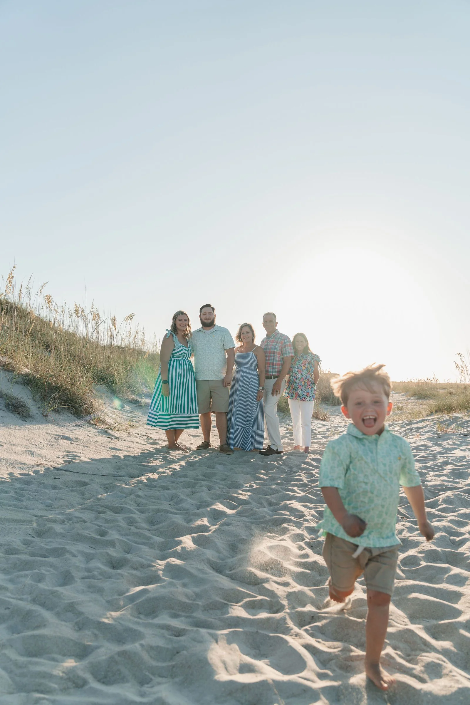 family photo shoot tybee island beach savannah ga family photographer.jpg