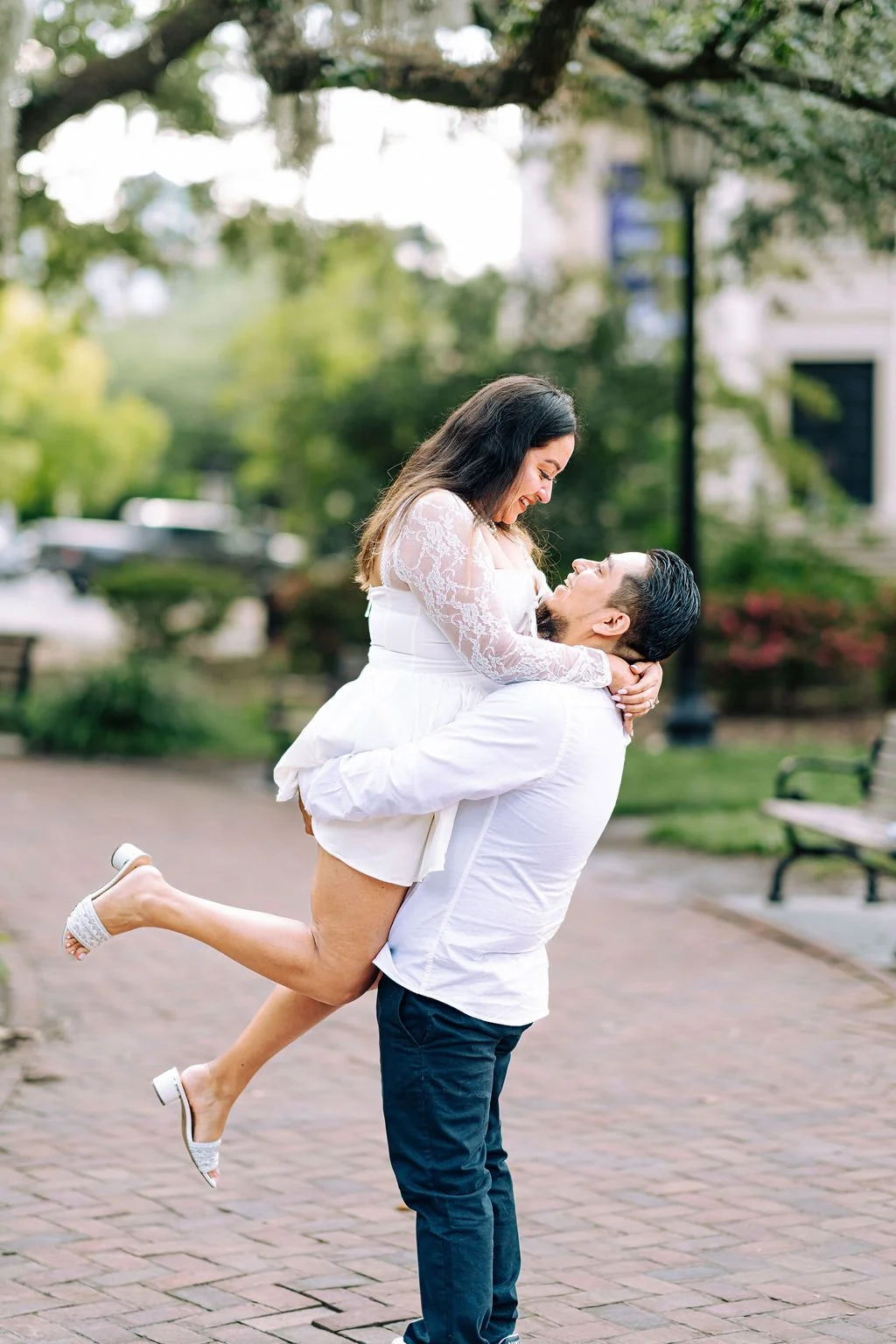 What Savannah Brides Should Know Before Booking Their Wedding Photographer